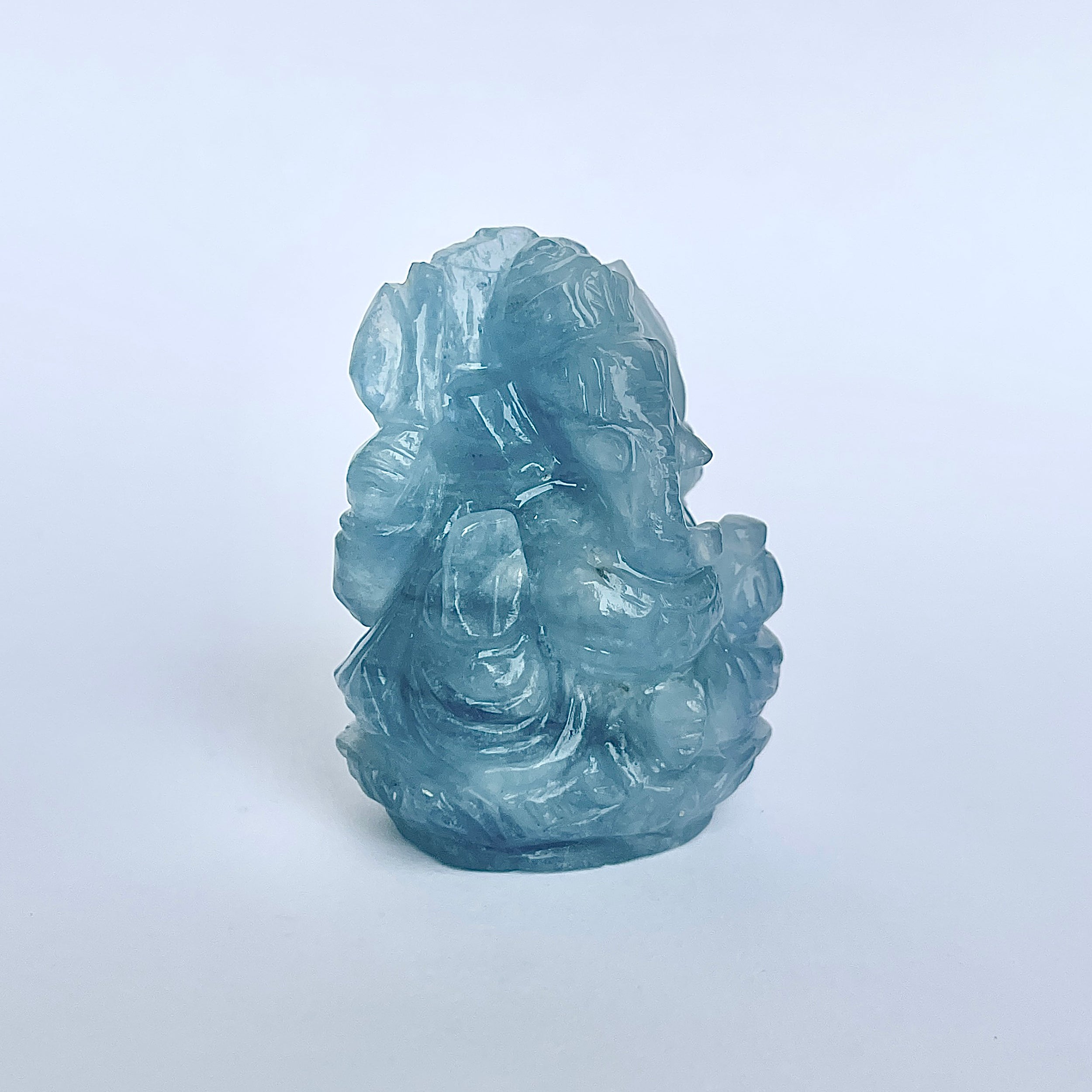 พระพิฆเนศทรงเครื่อง Aquamarine น้ำหนัก 394 กะรัต ส่วนสูง 5.2 ซม.(AQM-MRT-11.)