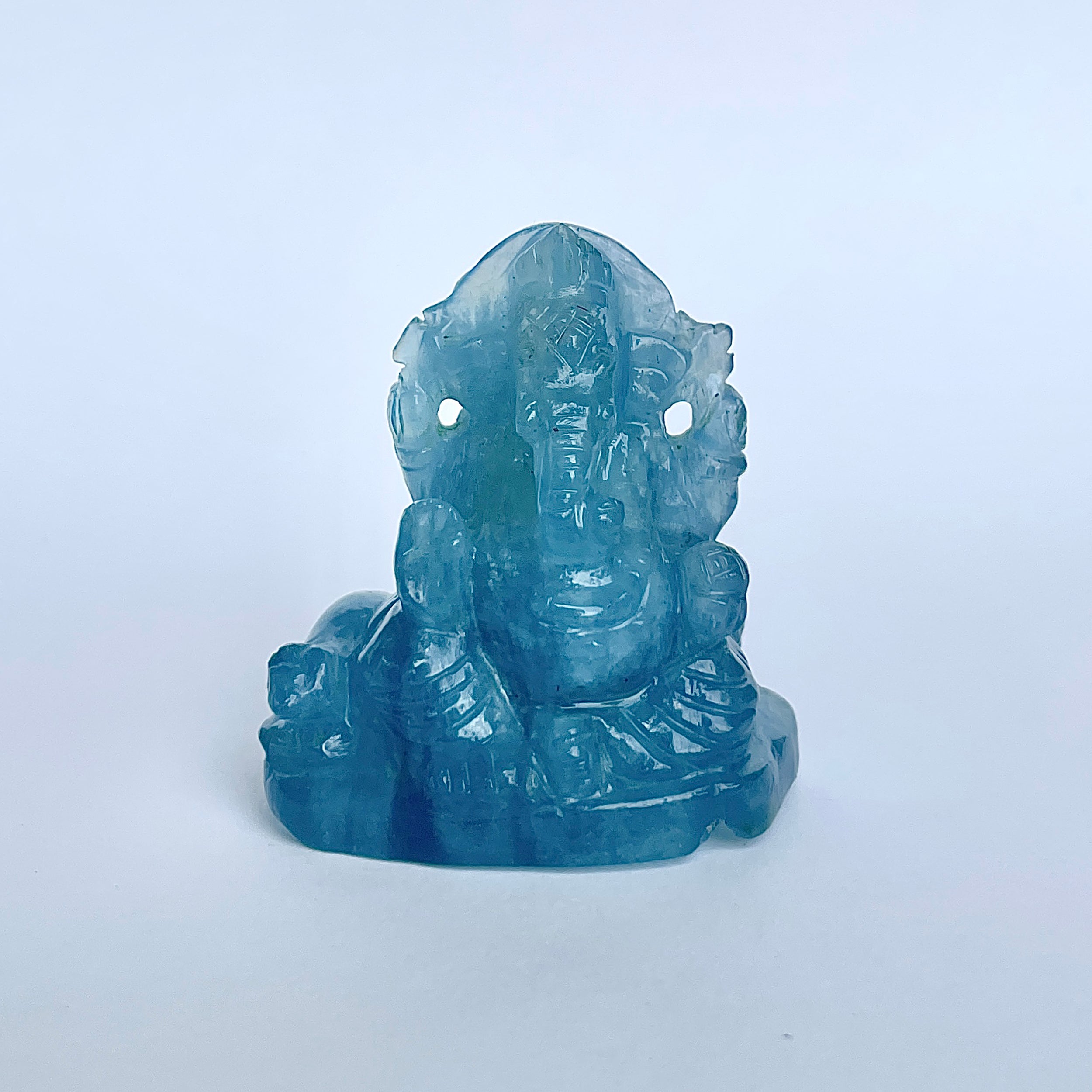 พระพิฆเนศทรงเครื่อง Aquamarine น้ำหนัก 341.5 กะรัต ส่วนสูง 5.2 ซม.(AQM-MRT-16.)