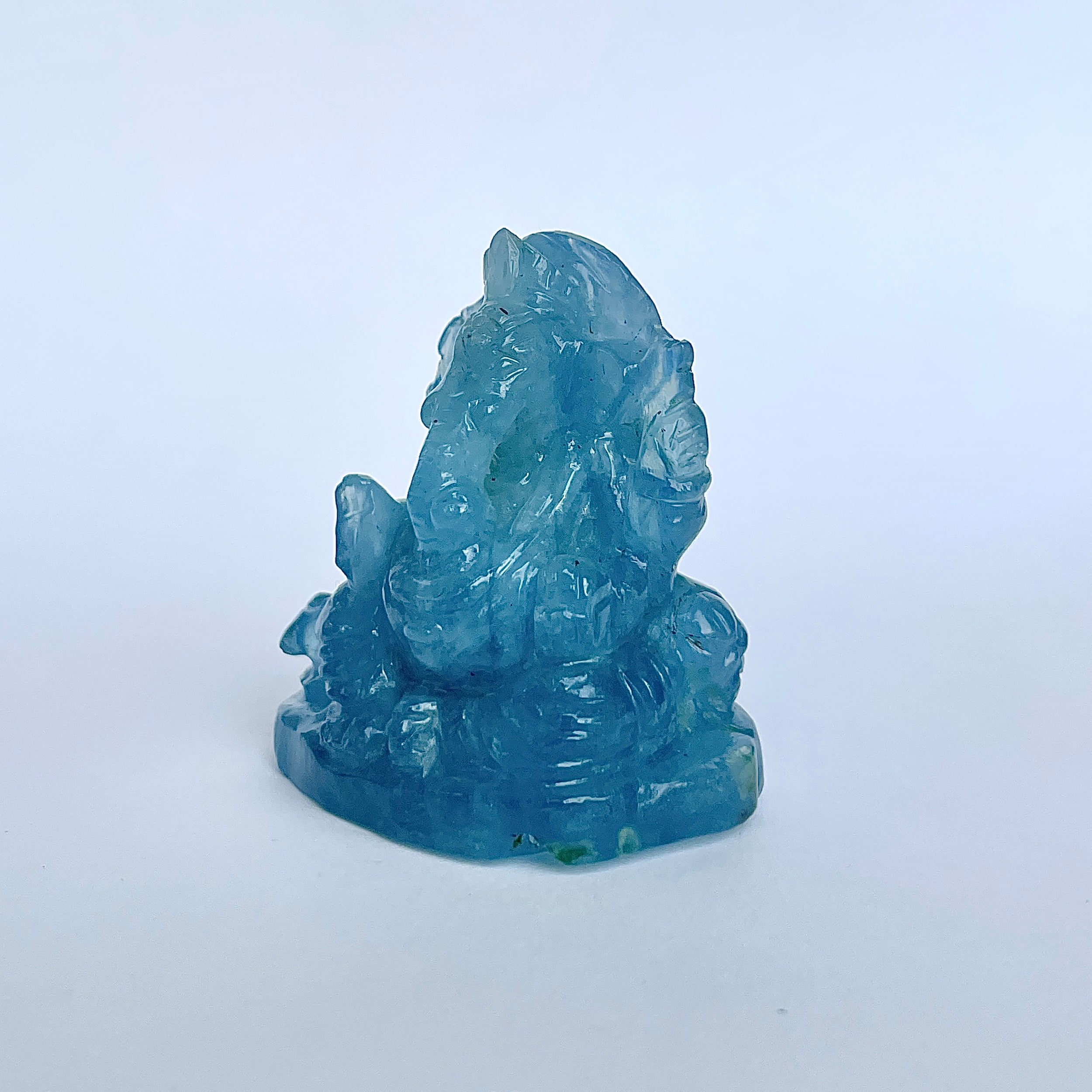 พระพิฆเนศทรงเครื่อง Aquamarine น้ำหนัก 341.5 กะรัต ส่วนสูง 5.2 ซม.(AQM-MRT-16.)