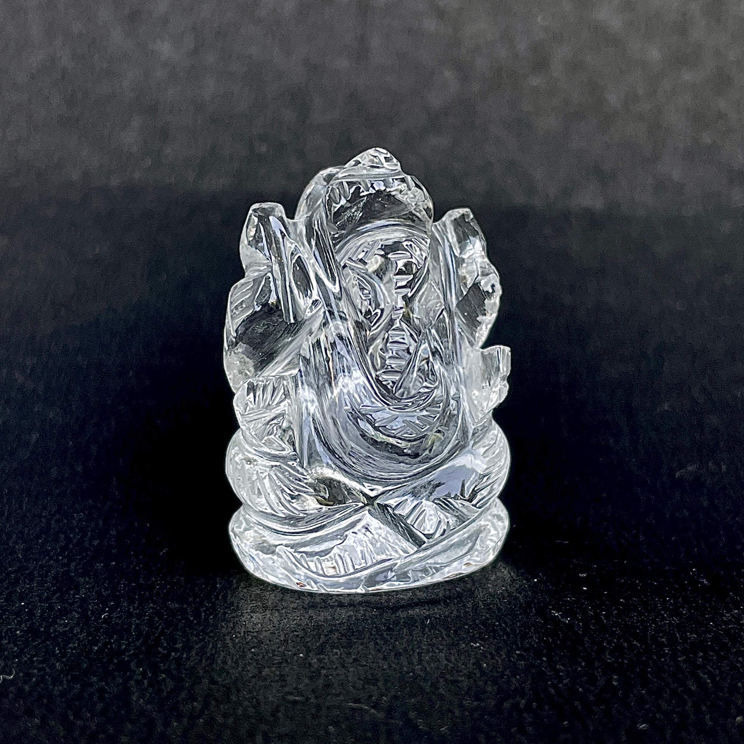 รูปเคารพพระพิฆเนศคริสตัลควอตซ์ 94.5 กะรัต สูง 3.3 ซม.(CST-MRT-104.)