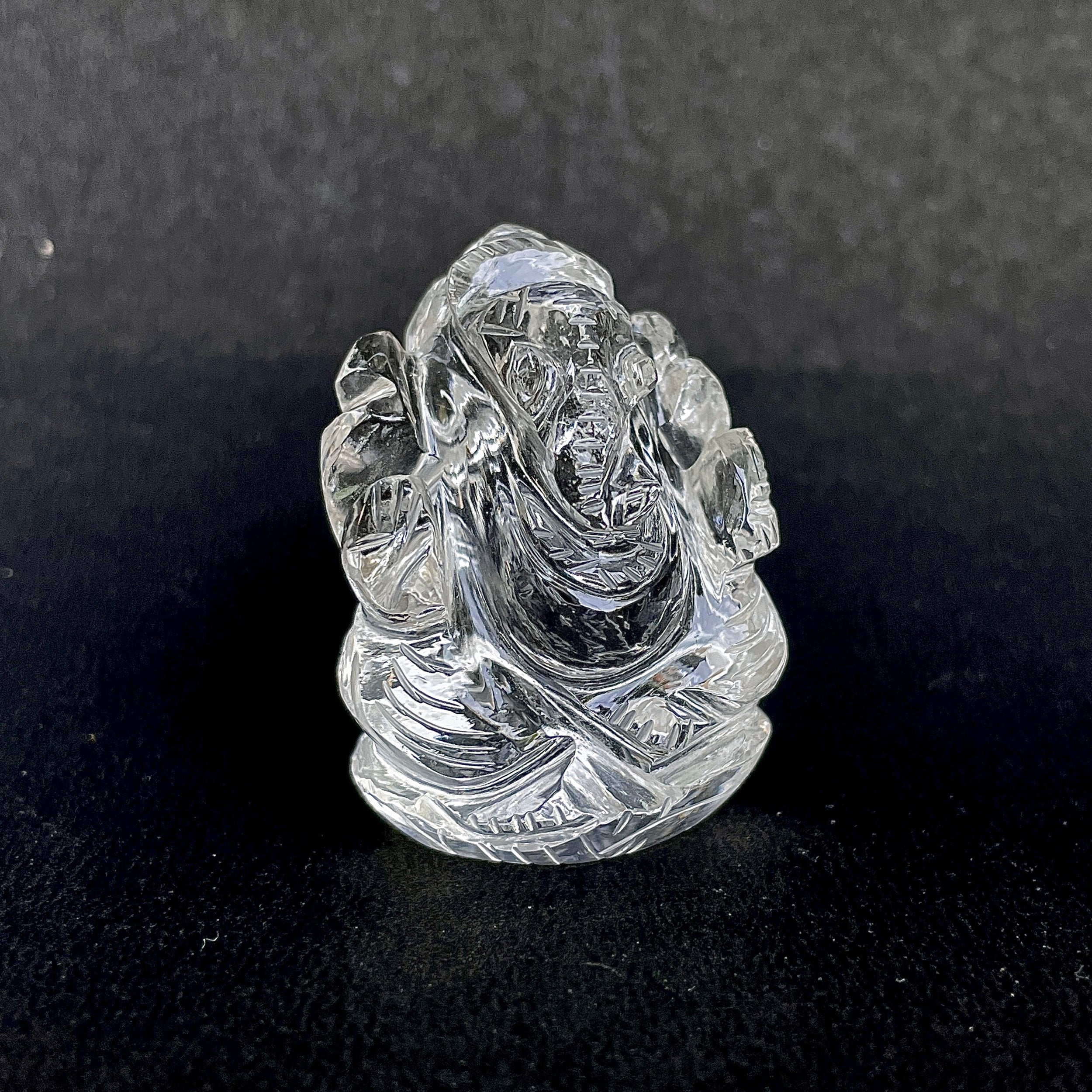 รูปเคารพพระพิฆเนศคริสตัลควอตซ์ 238.5 กะรัต สูง 4 ซม.(CST-MRT-105.)