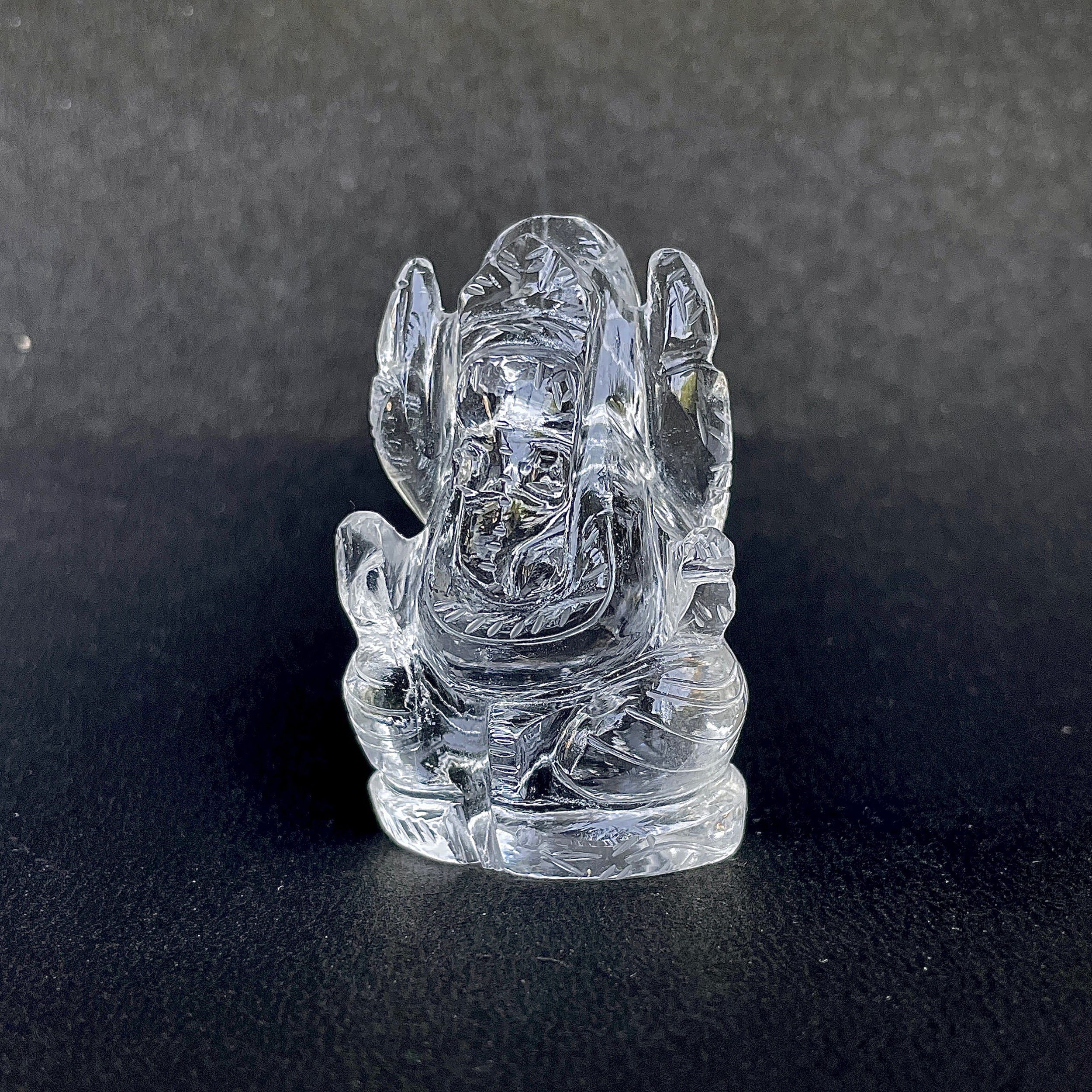 รูปเคารพพระพิฆเนศคริสตัลควอตซ์ 194 กะรัต สูง 4.5 ซม.(CST-MRT-106.)