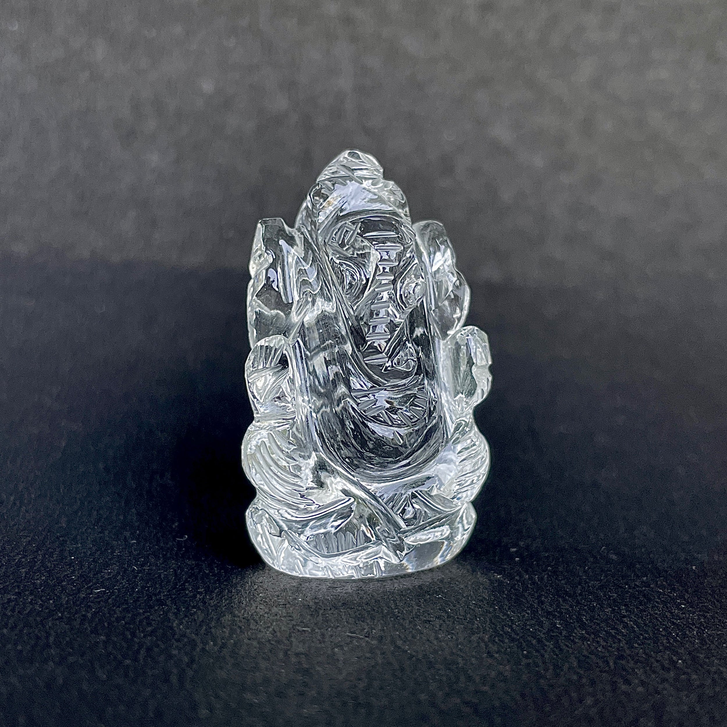 รูปเคารพพระพิฆเนศคริสตัลควอตซ์ 106.5 กะรัต สูง 3.8 ซม.(CST-MRT-111.)