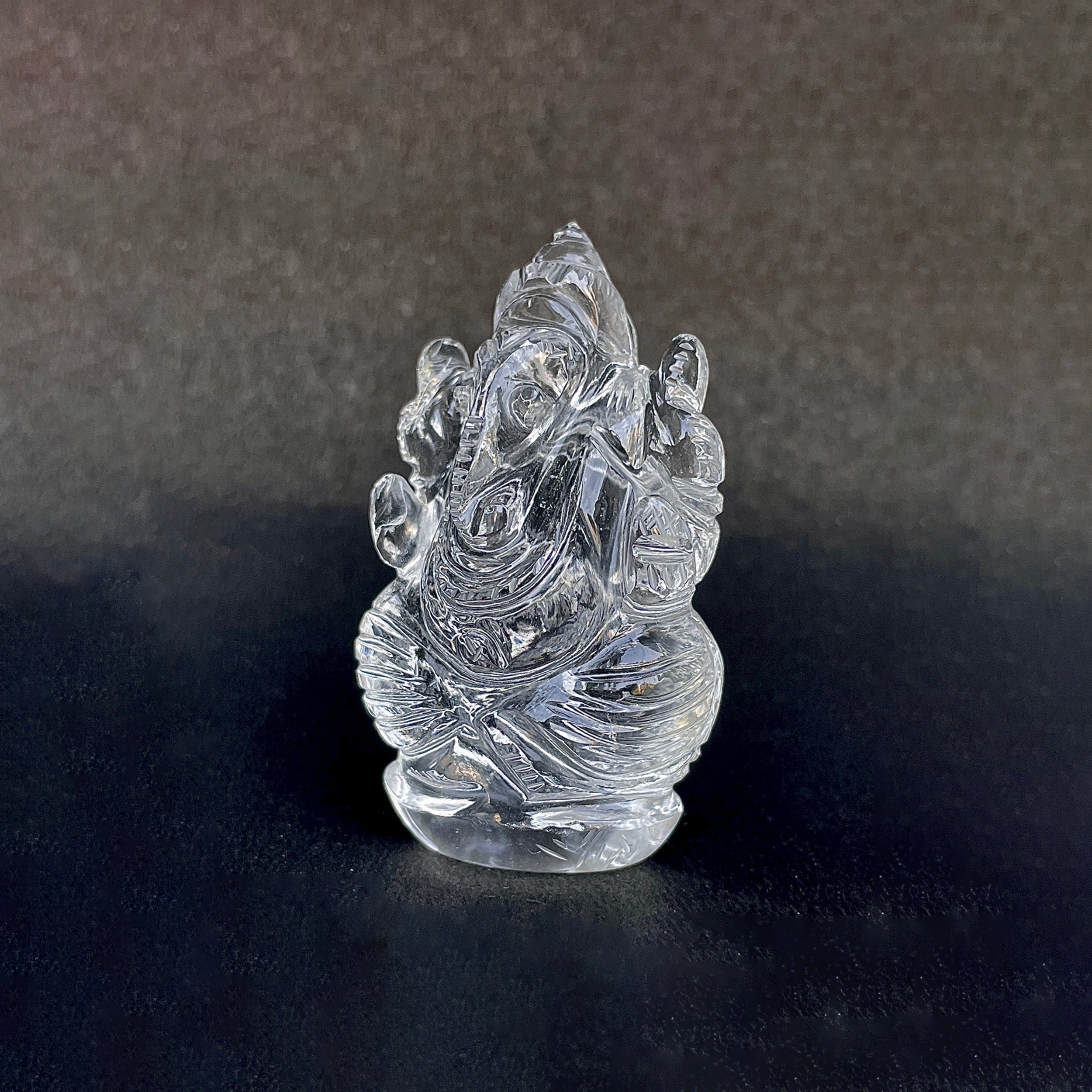 รูปเคารพพระพิฆเนศคริสตัลควอตซ์ 359.5 กะรัต สูง 6 ซม.(CST-MRT-120.)