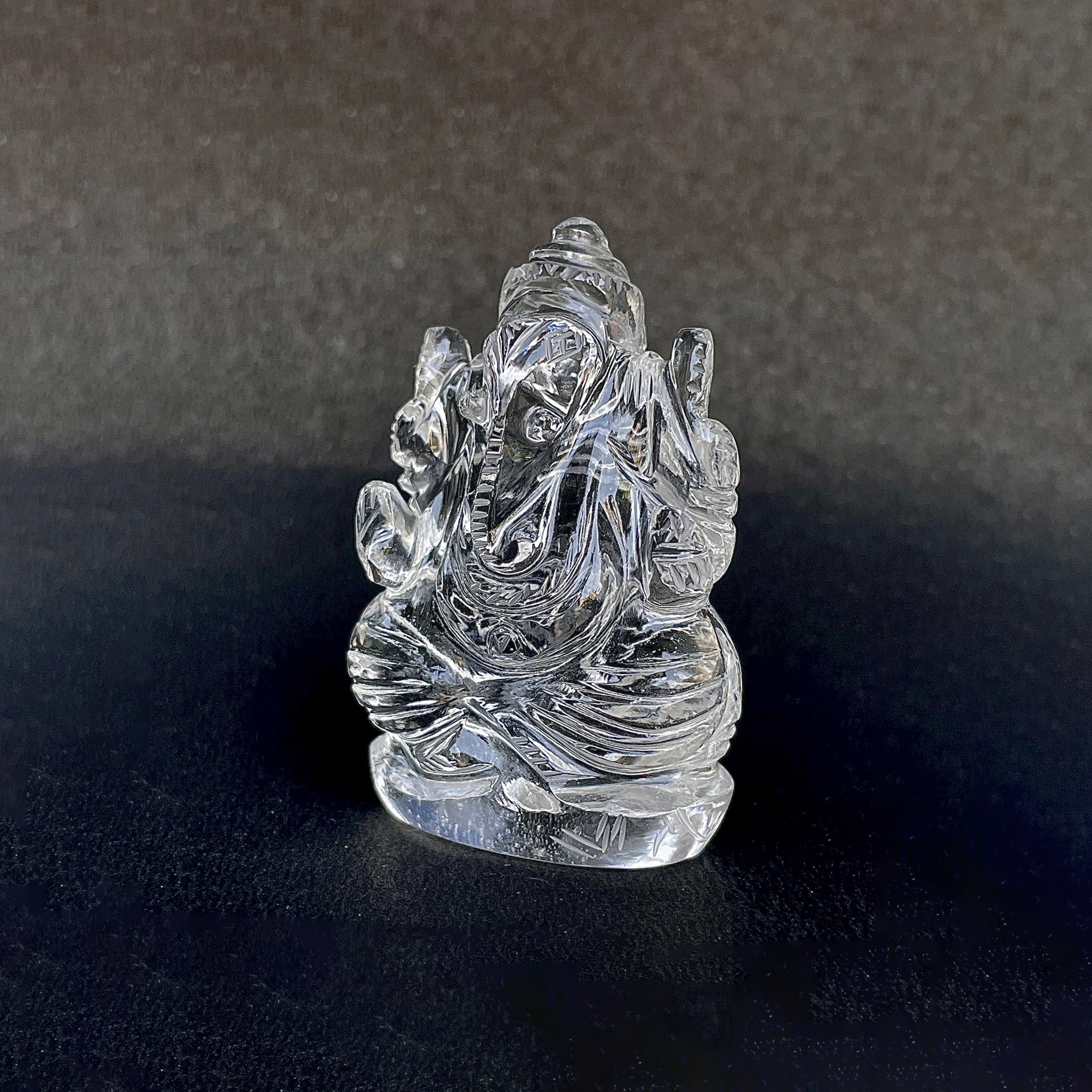 รูปเคารพพระพิฆเนศคริสตัลควอตซ์ 318.5 กะรัต สูง 5.8 ซม.(CST-MRT-121.)