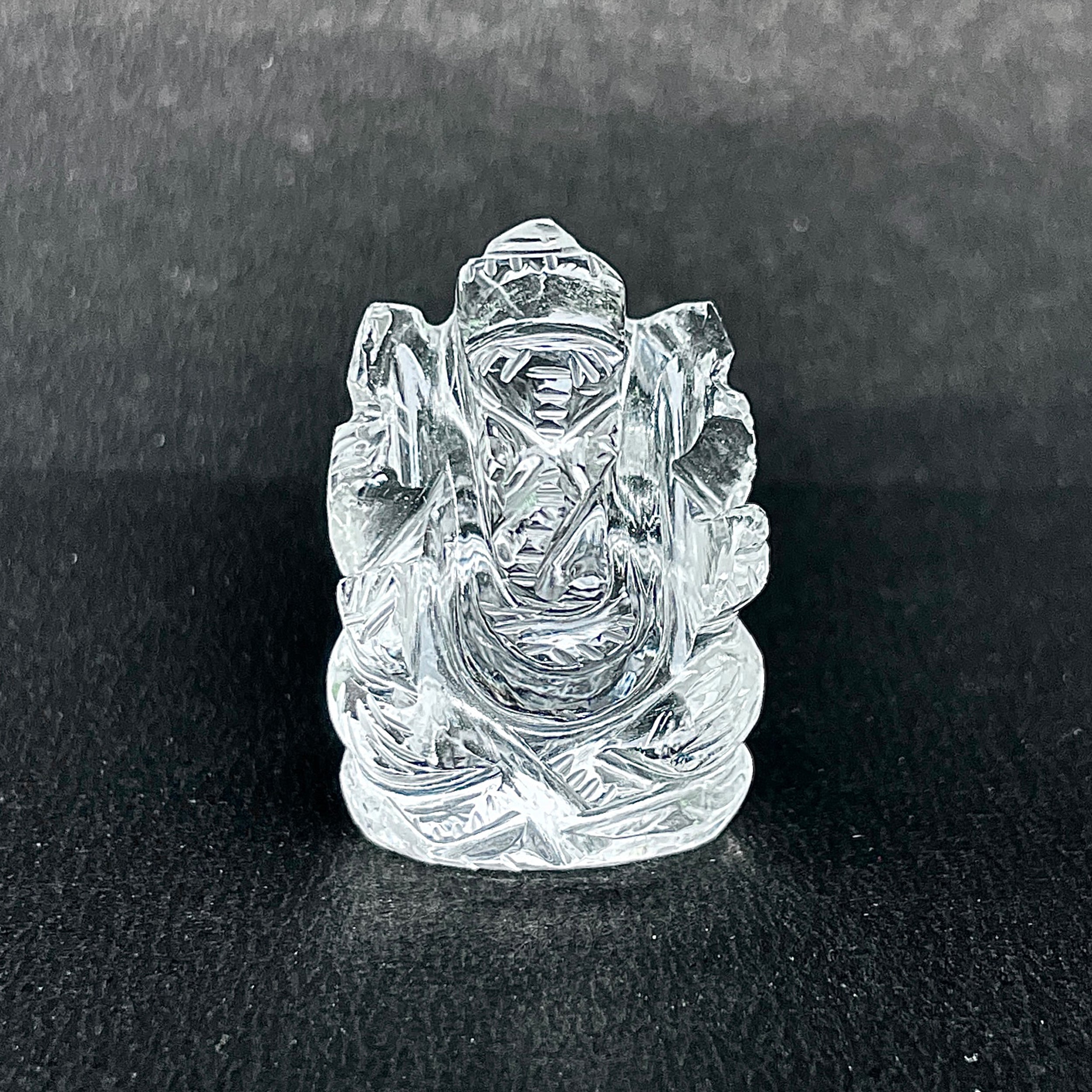 รูปเคารพพระพิฆเนศคริสตัลควอตซ์ 100 กะรัต สูง 3.3 ซม.(CST-MRT-122.)