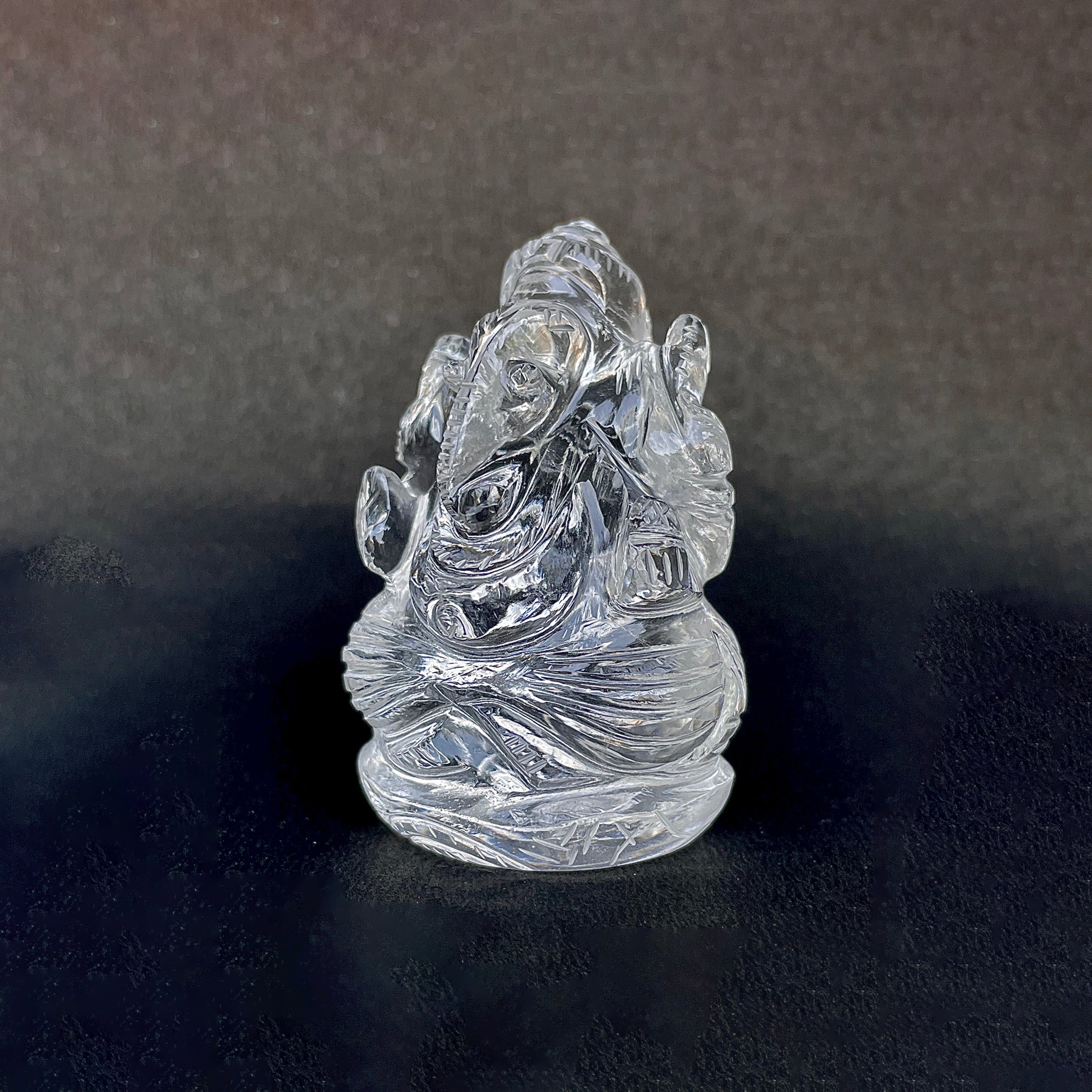 รูปเคารพพระพิฆเนศคริสตัลควอตซ์ 577.5 กะรัต สูง 6.3 ซม.(CST-MRT-124.)