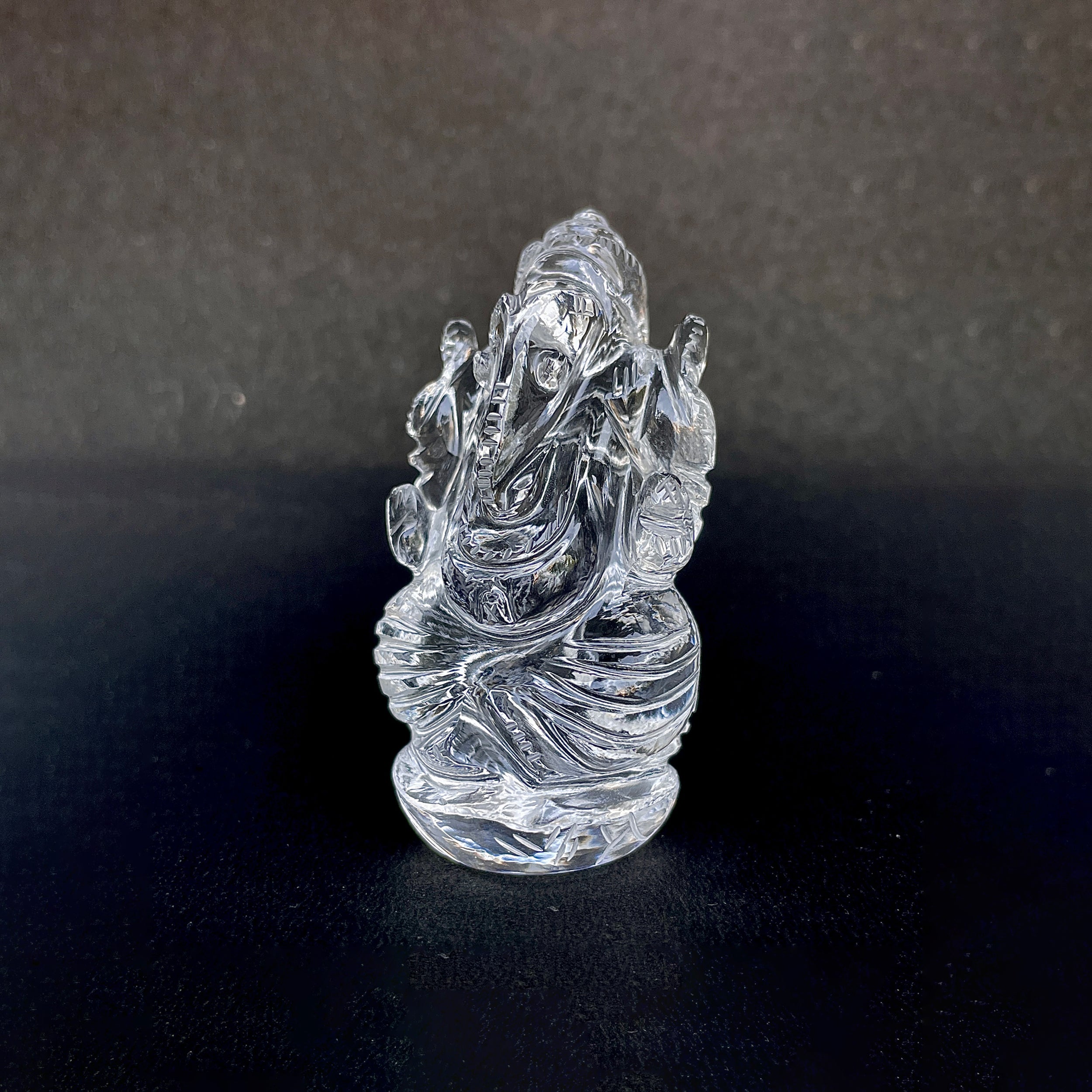 รูปเคารพพระพิฆเนศคริสตัลควอตซ์ 384.5 กะรัต สูง 6.6 ซม.(CST-MRT-129.)