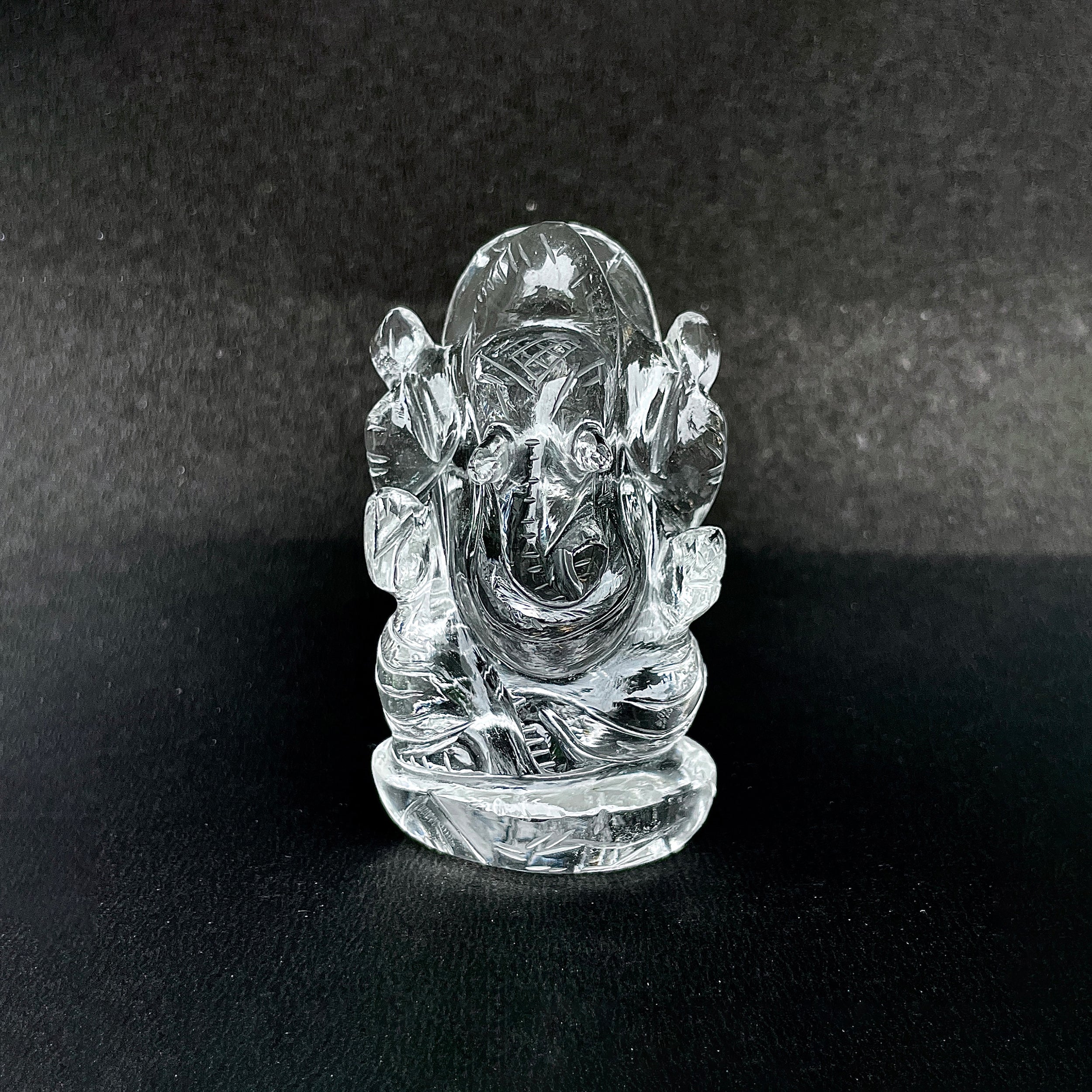 รูปเคารพพระพิฆเนศคริสตัลควอตซ์ น้ำหนัก 519.5 กะรัต สูง 7.1 ซม.(CST-MRT-130.)