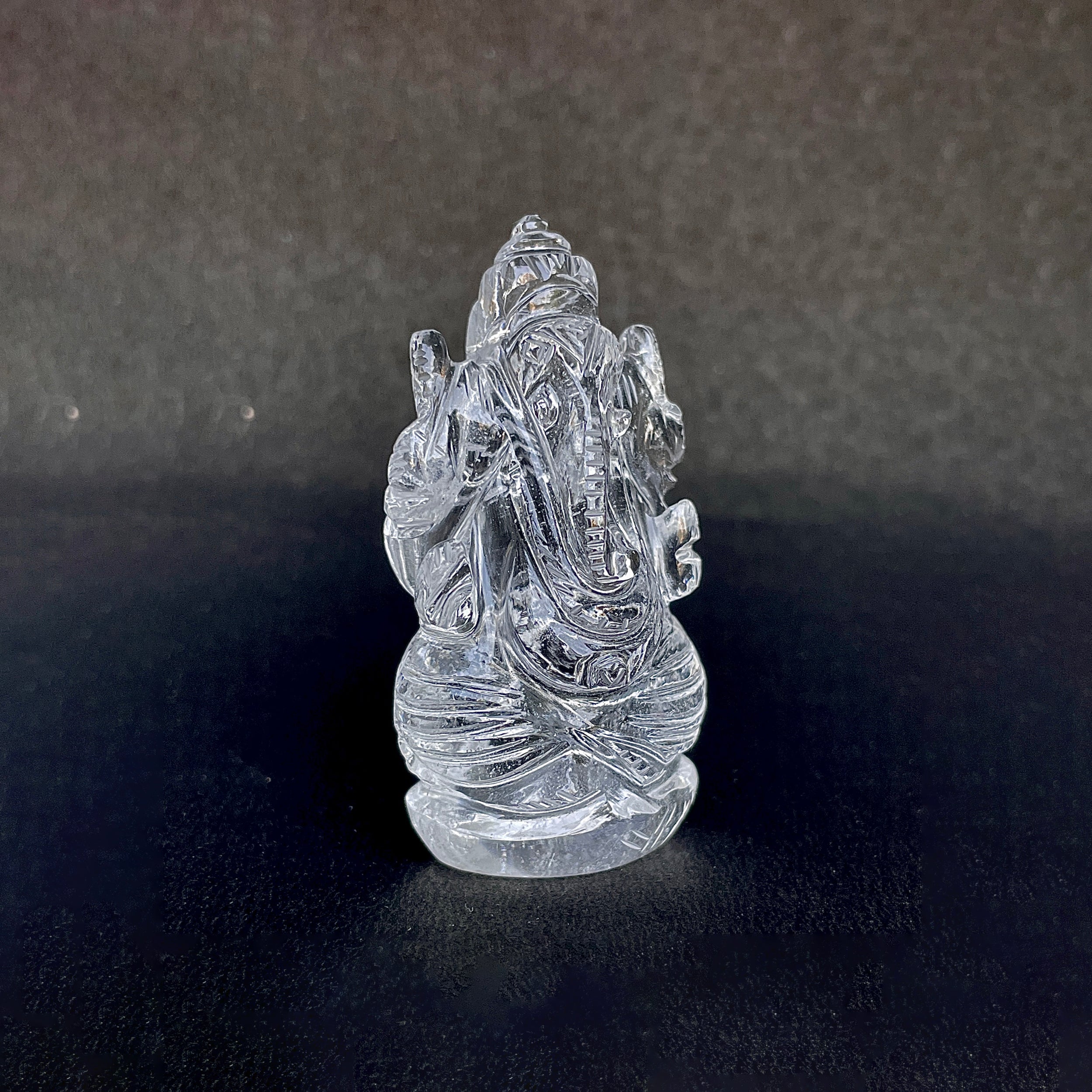 รูปเคารพพระพิฆเนศคริสตัลควอตซ์ 264 กะรัต สูง 6 ซม.(CST-MRT-134.)