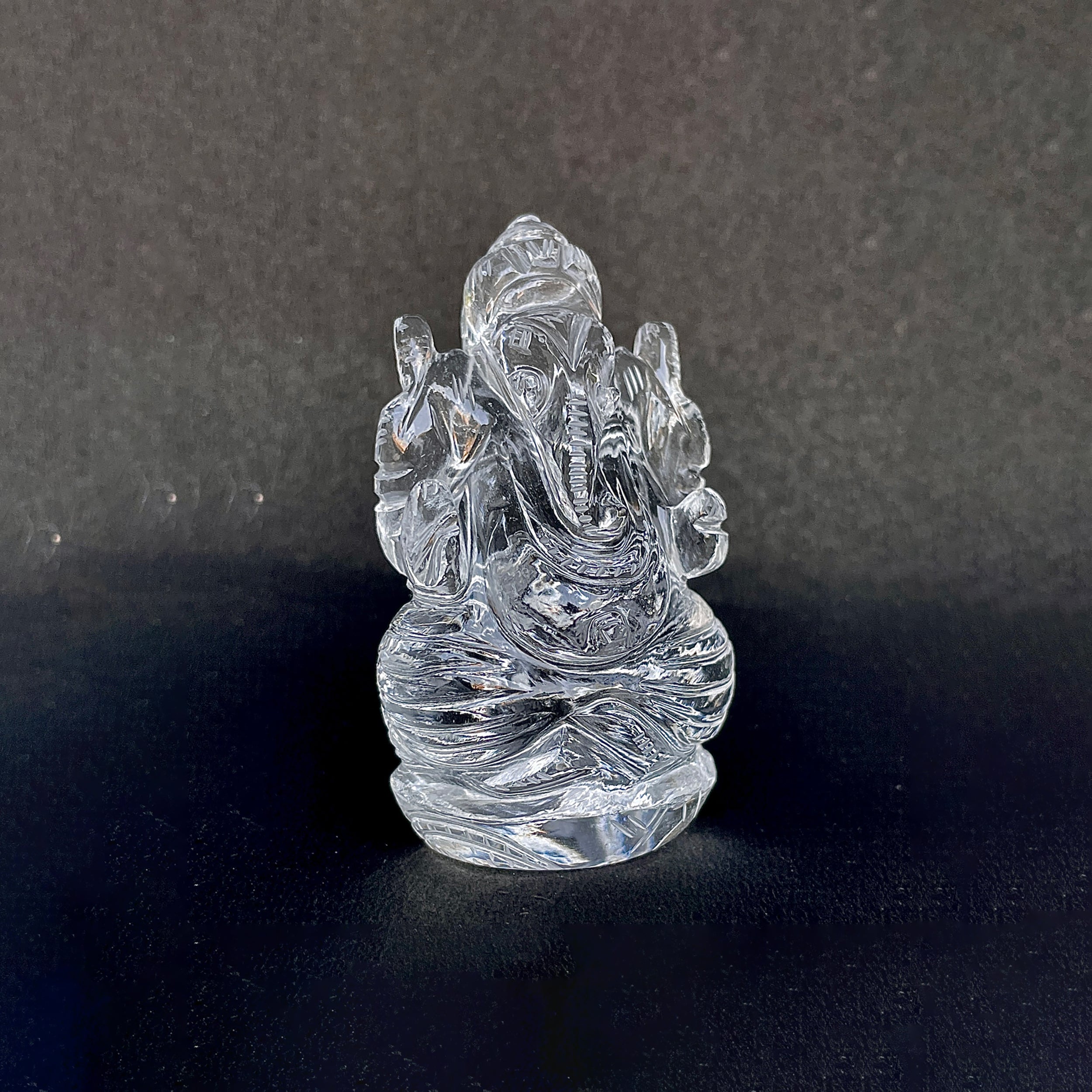 รูปเคารพพระพิฆเนศคริสตัลควอตซ์ 612.5 กะรัต สูง 7.6 ซม.(CST-MRT-143.)