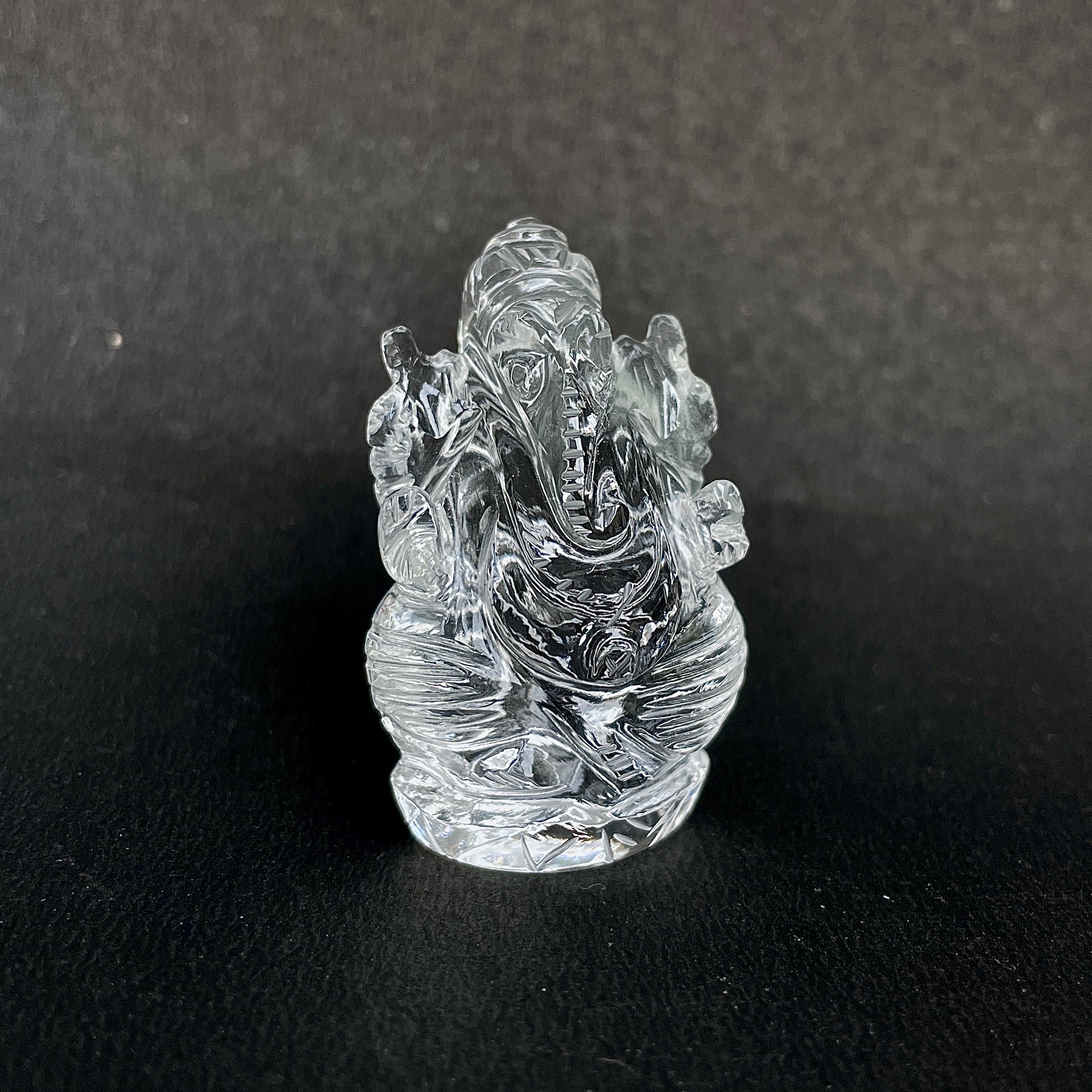 รูปเคารพพระพิฆเนศคริสตัลควอตซ์ 233.5 กะรัต สูง 5 ซม.(CST-MRT-25.)