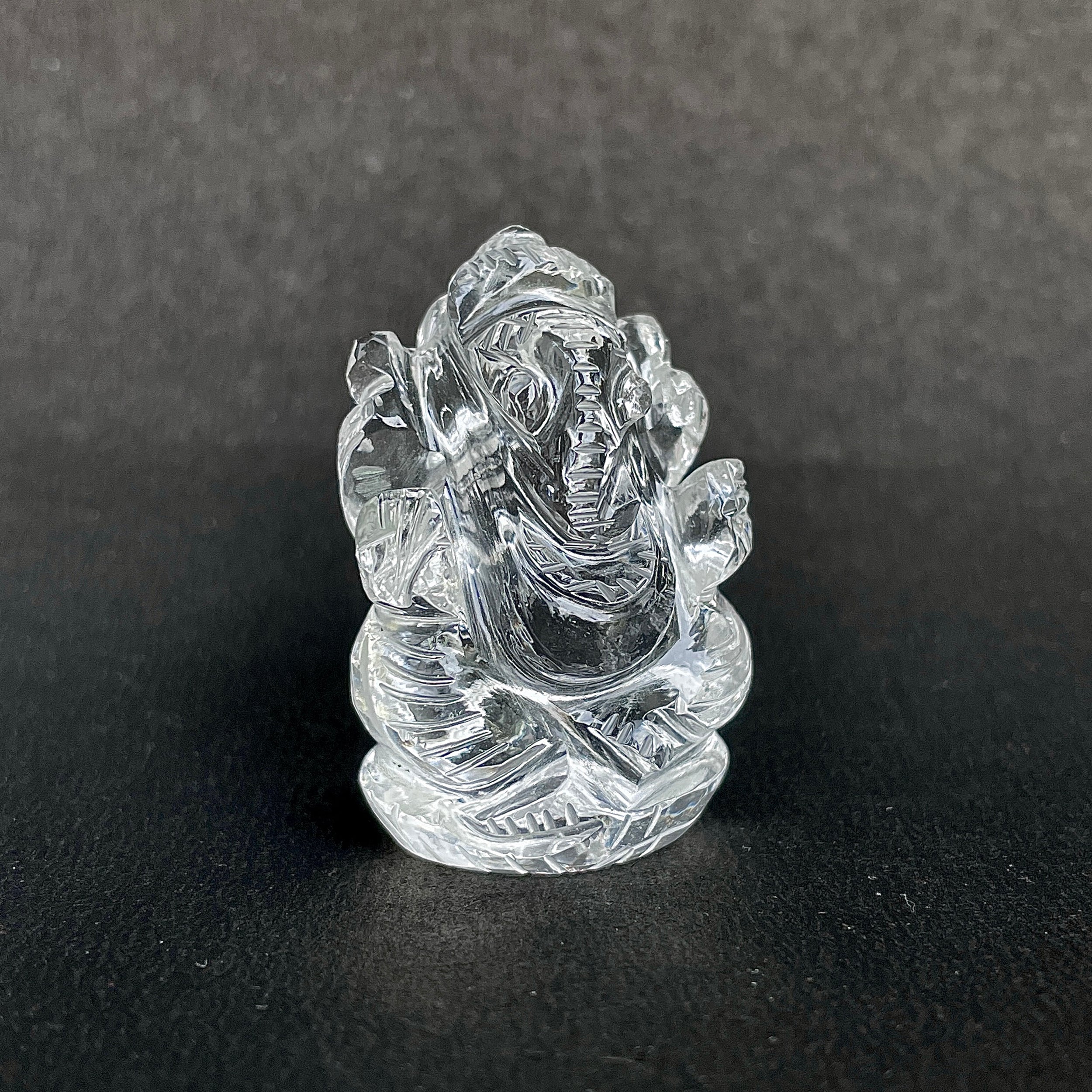 รูปเคารพพระพิฆเนศคริสตัลควอตซ์ 160 กะรัต สูง 4 ซม.(CST-MRT-31.)