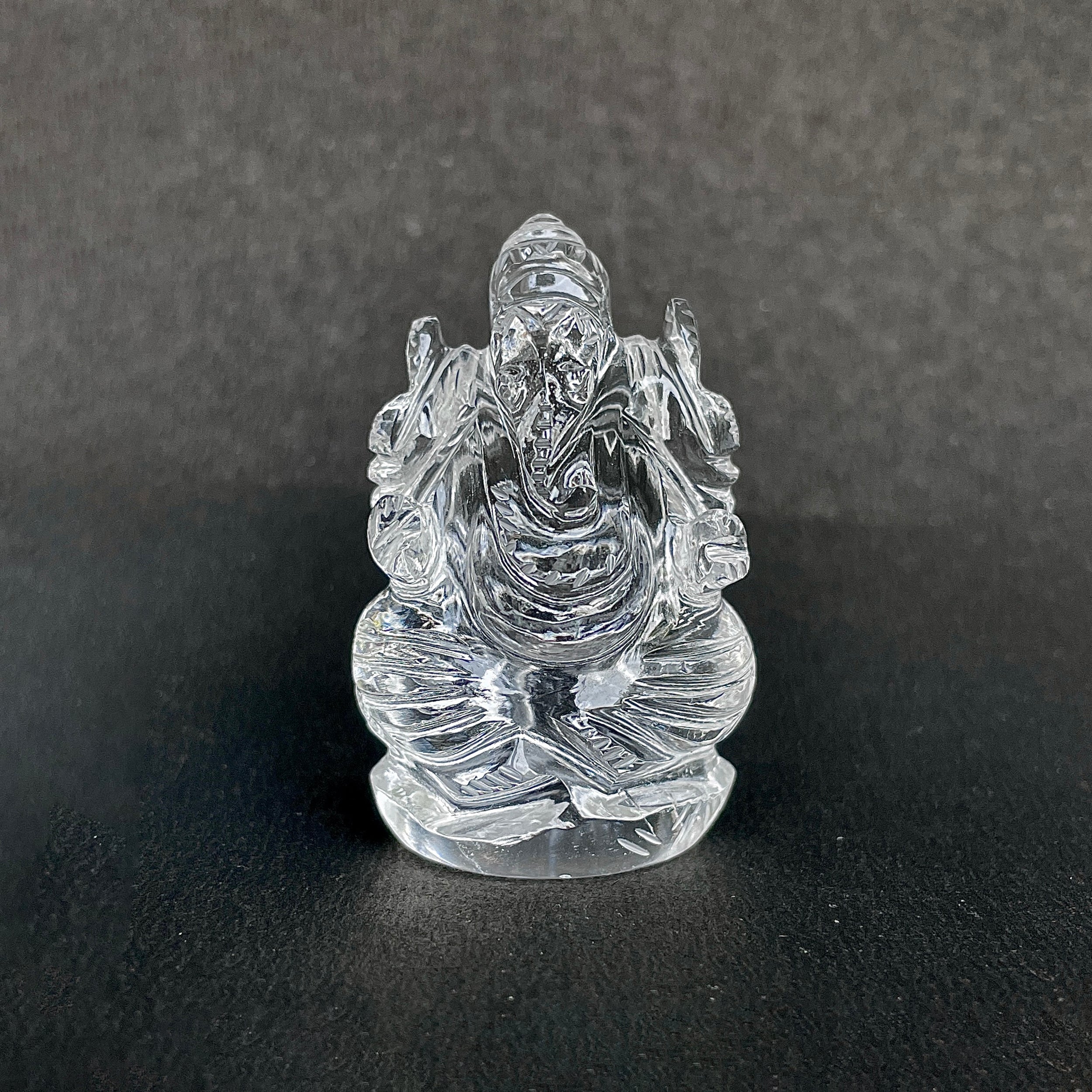 รูปเคารพพระพิฆเนศคริสตัลควอตซ์ 192.5 กะรัต สูง 4.5 ซม.(CST-MRT-33.)