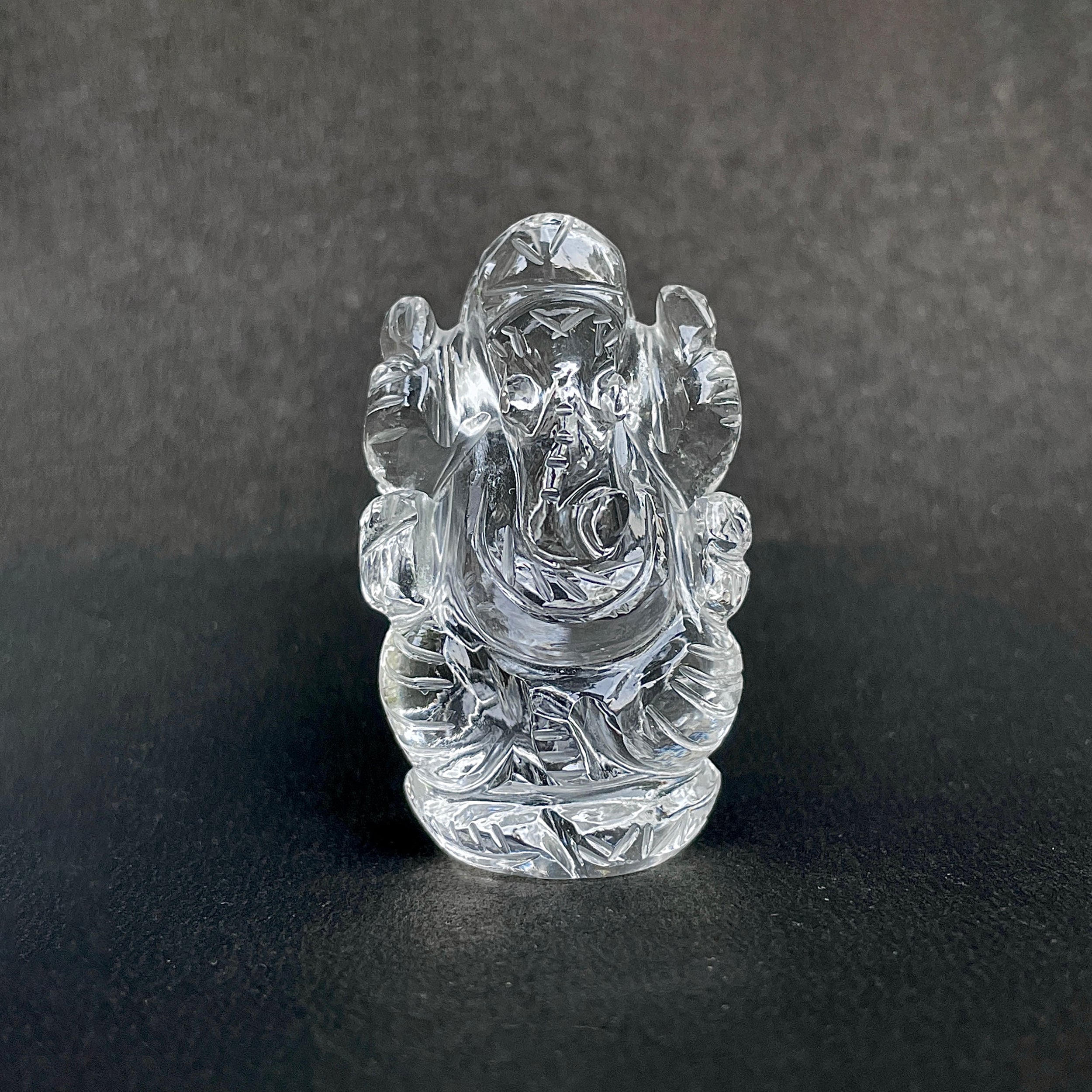 รูปเคารพพระพิฆเนศคริสตัลควอตซ์ 190 กะรัต สูง 4.8 ซม.(CST-MRT-37.)