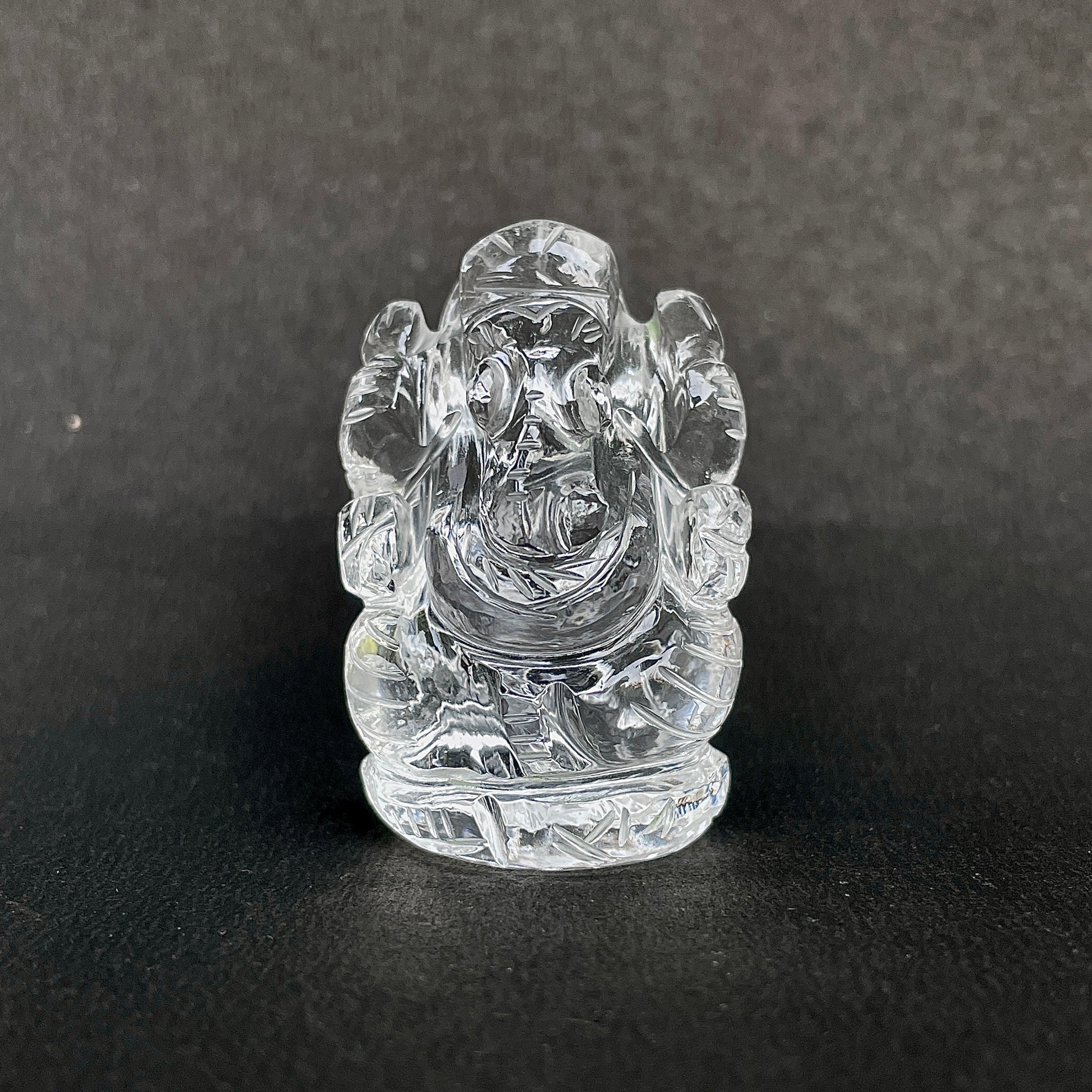 รูปเคารพพระพิฆเนศคริสตัลควอตซ์ 235 กะรัต สูง 4.5 ซม.(CST-MRT-38.)