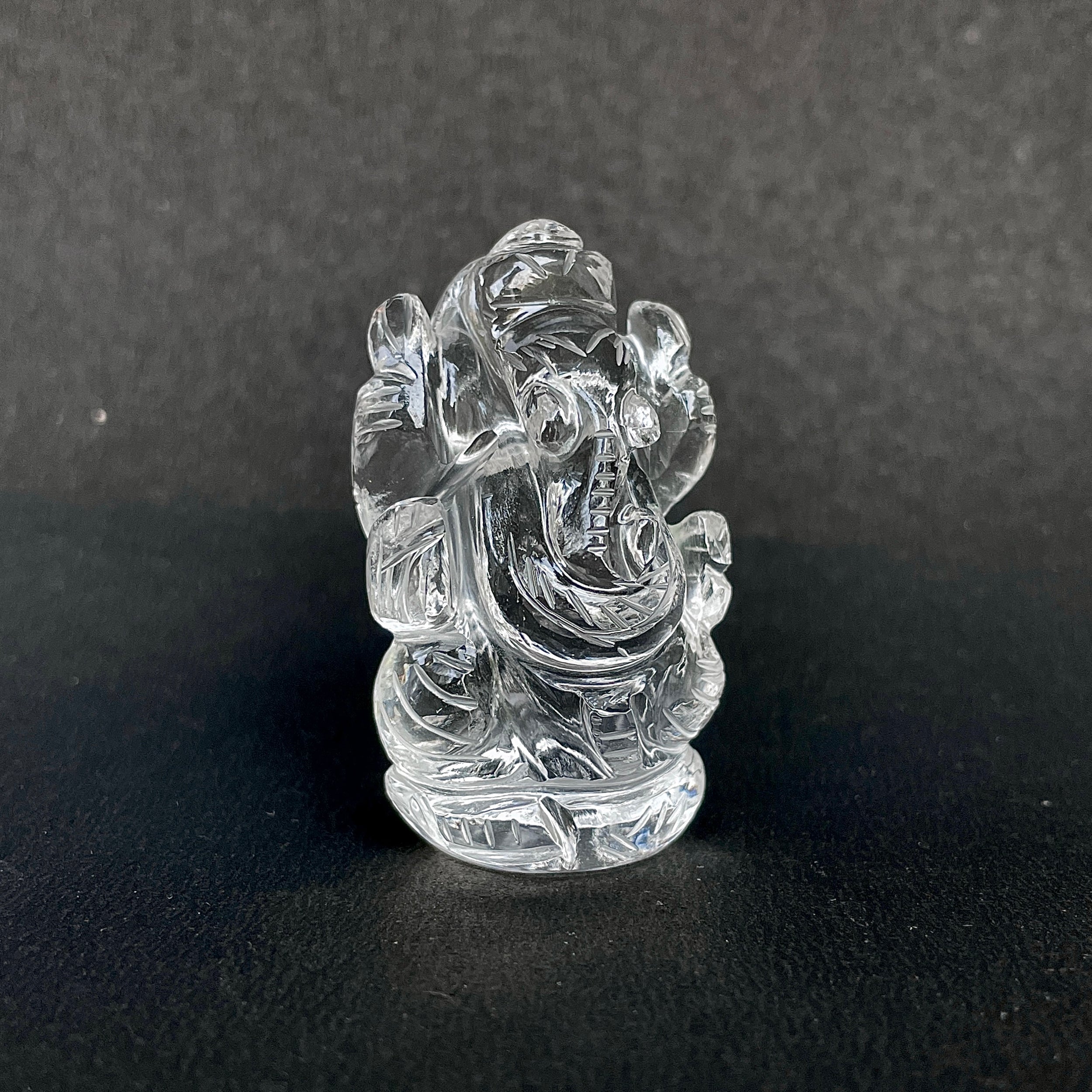 รูปเคารพพระพิฆเนศคริสตัลควอตซ์ 229.5 กะรัต สูง 5 ซม.(CST-MRT-41.)