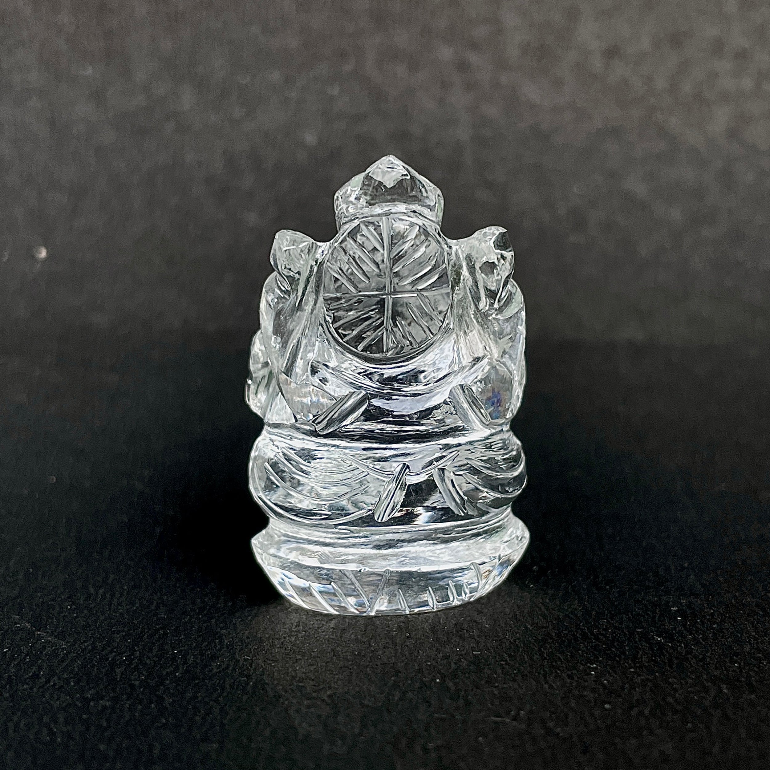 รูปเคารพพระพิฆเนศคริสตัลควอตซ์ 142.5 กะรัต สูง 4 ซม.(CST-MRT-43.)