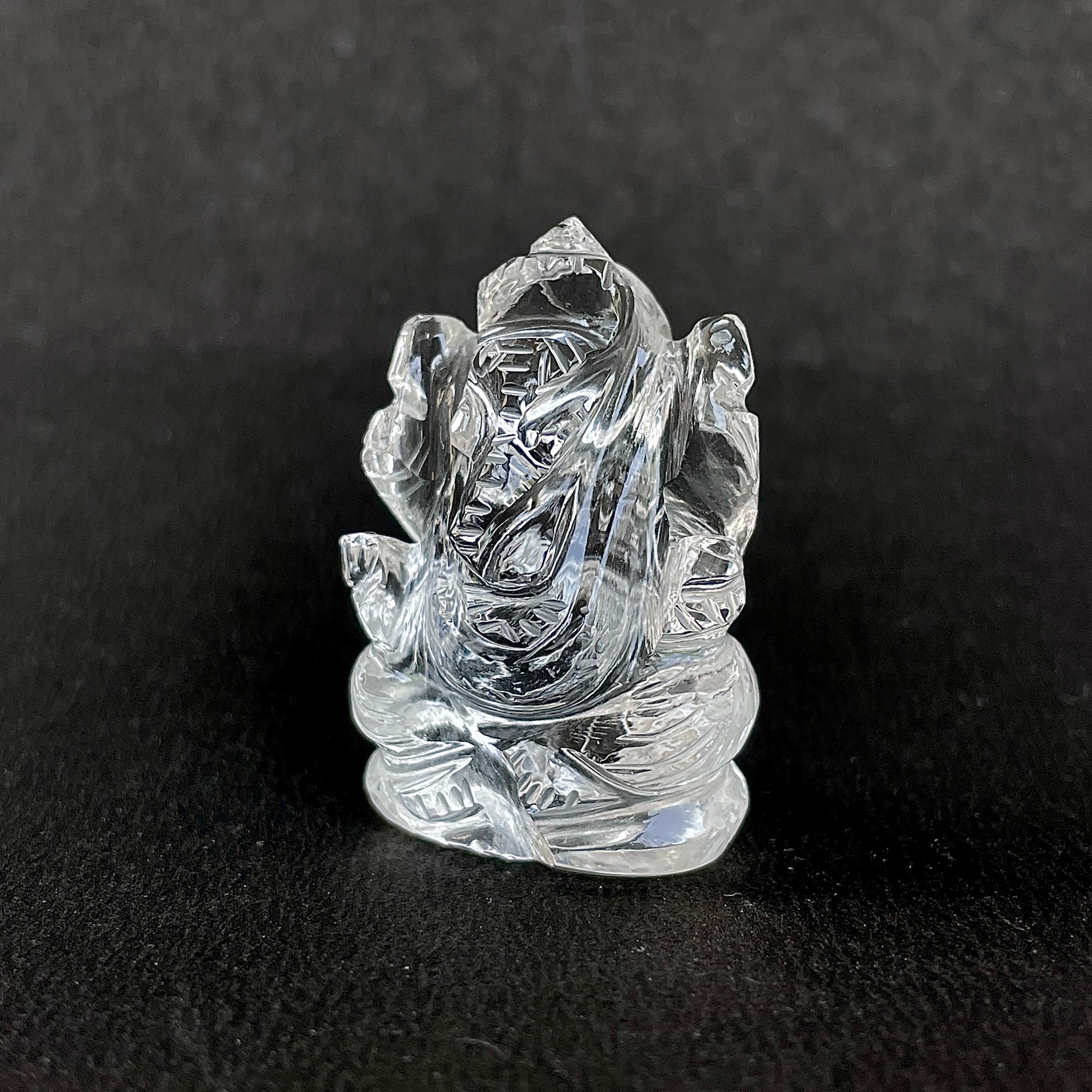 Crystal Quartz Ganesha Idol 112.5 Carat Idol Height-3.8 CM-(CST-MRT-55.)