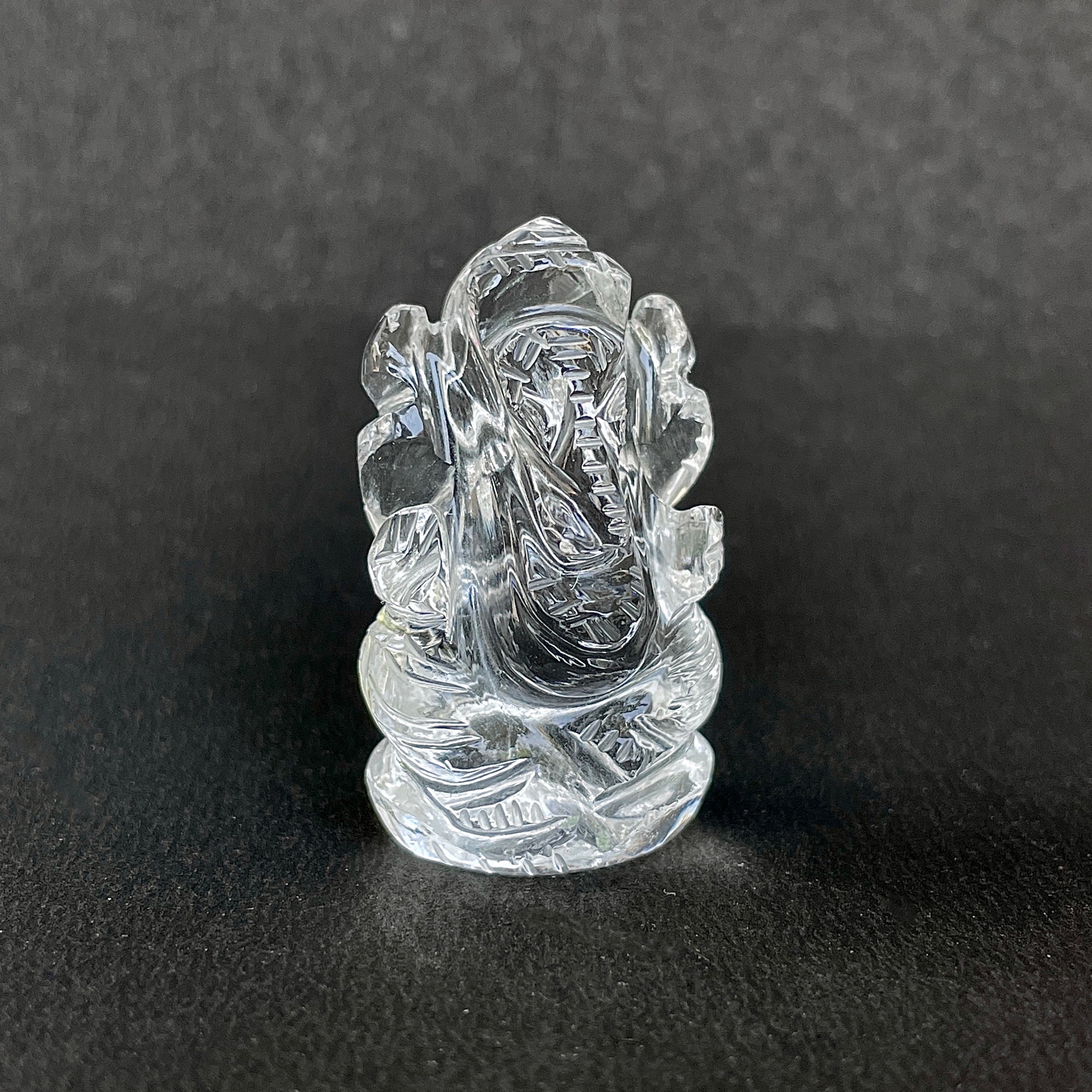 Crystal Quartz Ganesha Idol 127.5 Carat Idol Height-4 CM-(CST-MRT-59.)