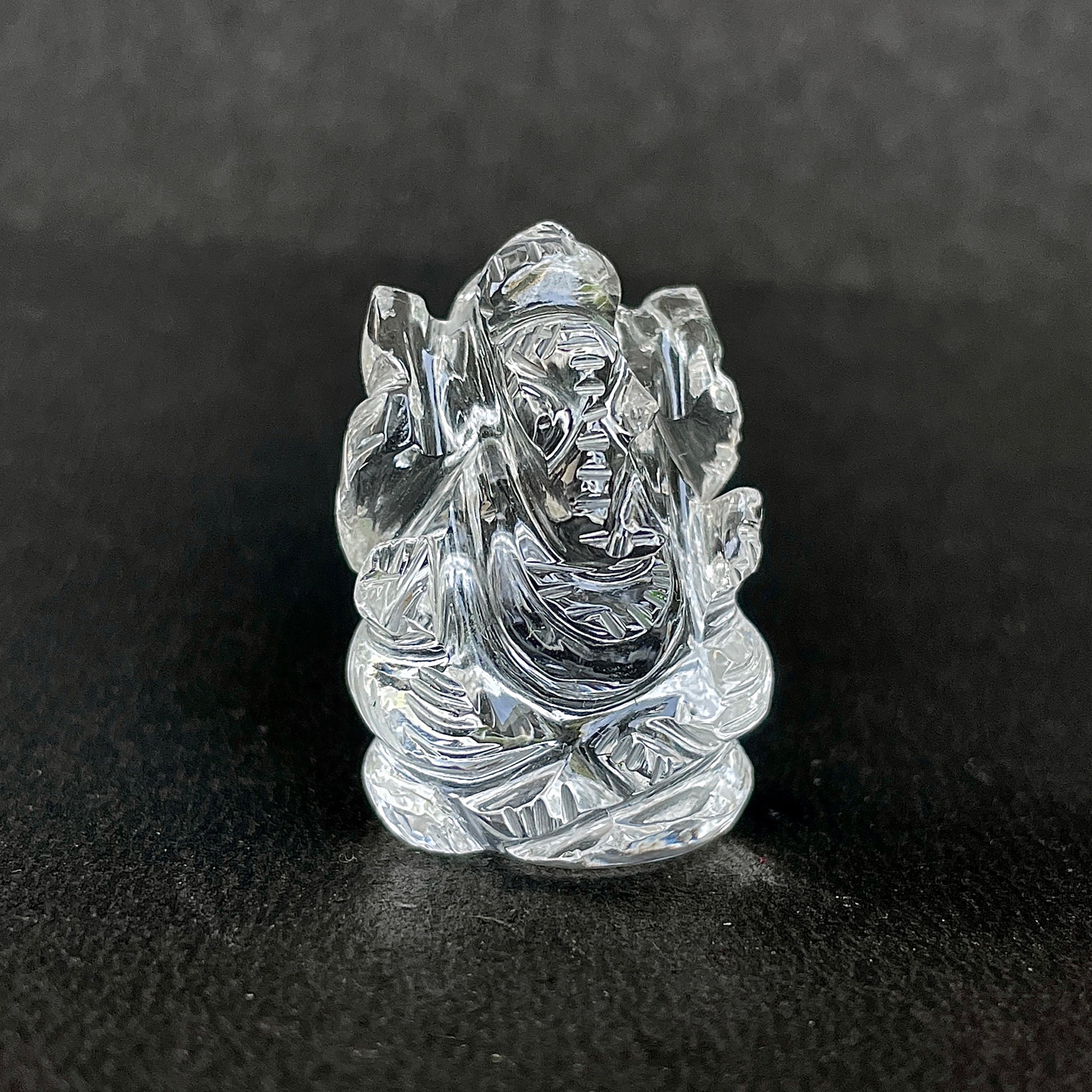 รูปเคารพพระพิฆเนศคริสตัลควอตซ์ 82 กะรัต สูง 3 ซม.(CST-MRT-62.)