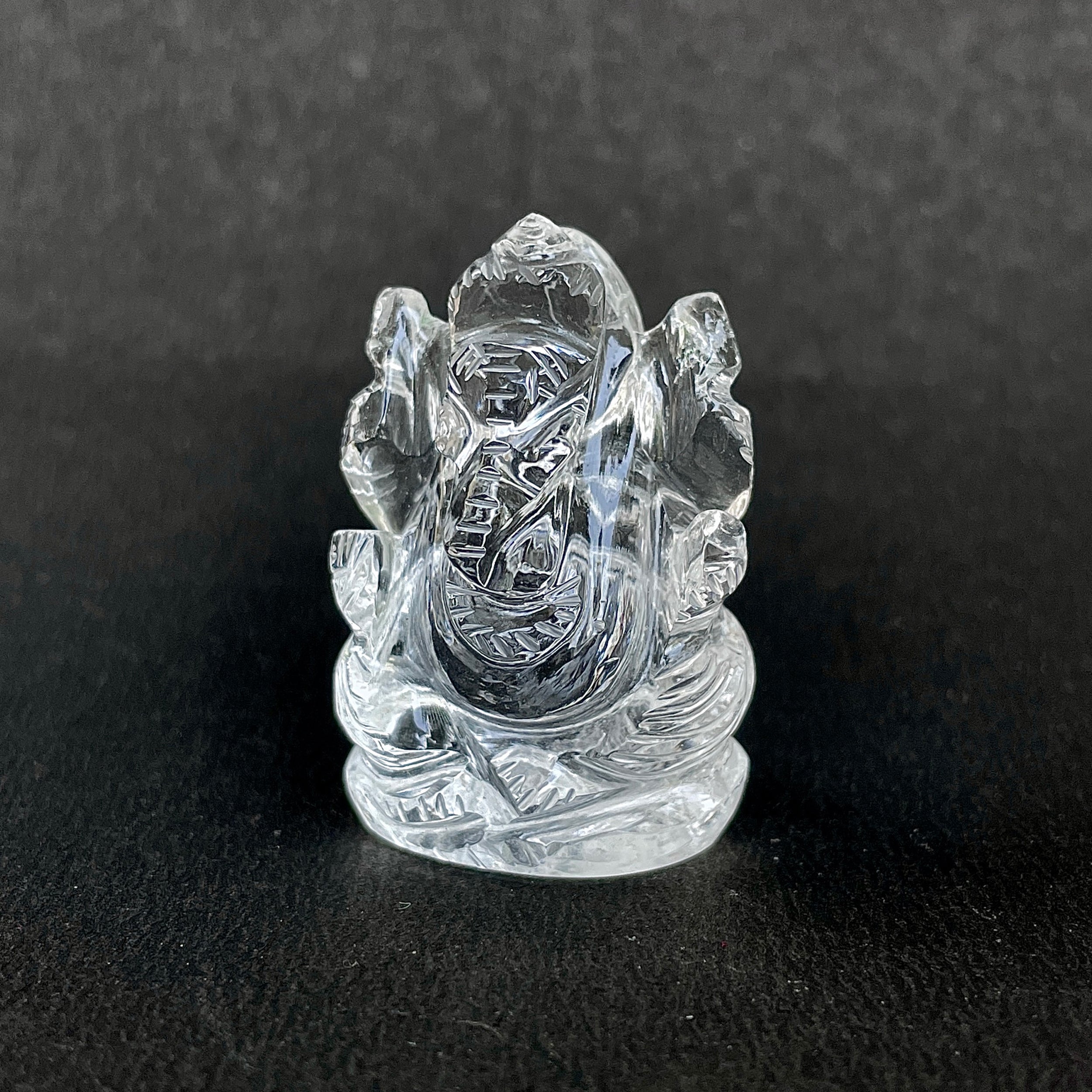 Crystal Quartz Ganesha Idol 137 Carat Idol Height-3.8 CM-(CST-MRT-63.)