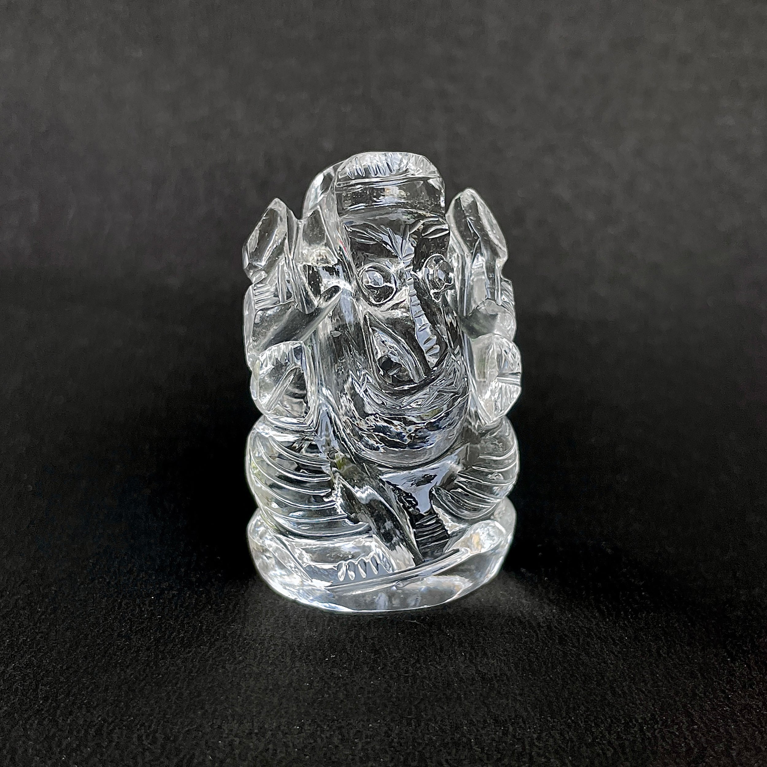 รูปเคารพพระพิฆเนศคริสตัลควอตซ์ 370.5 กะรัต สูง 5.3 ซม.(CST-MRT-72.)