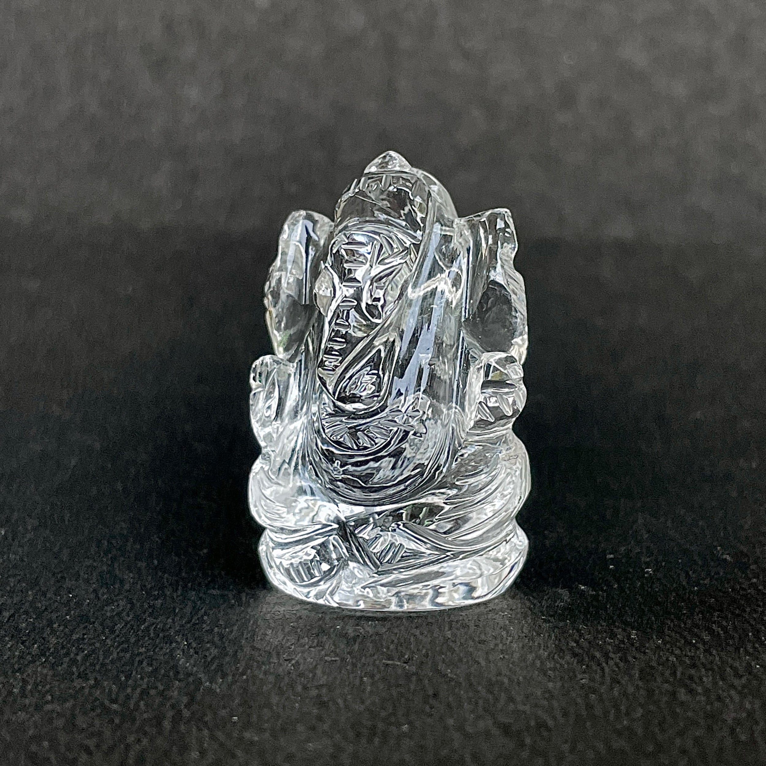 รูปเคารพพระพิฆเนศคริสตัลควอตซ์ 80.5 กะรัต สูง 3.3 ซม.(CST-MRT-82.)