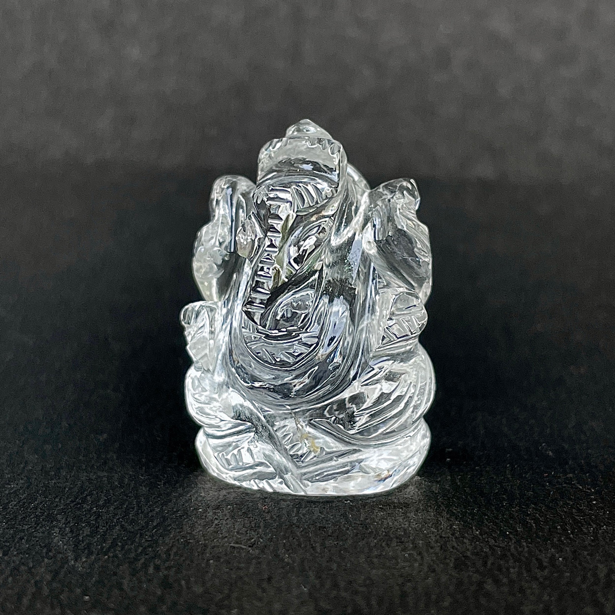 รูปเคารพพระพิฆเนศคริสตัลควอตซ์ 89.5 กะรัต สูง 3 ซม.(CST-MRT-84.)