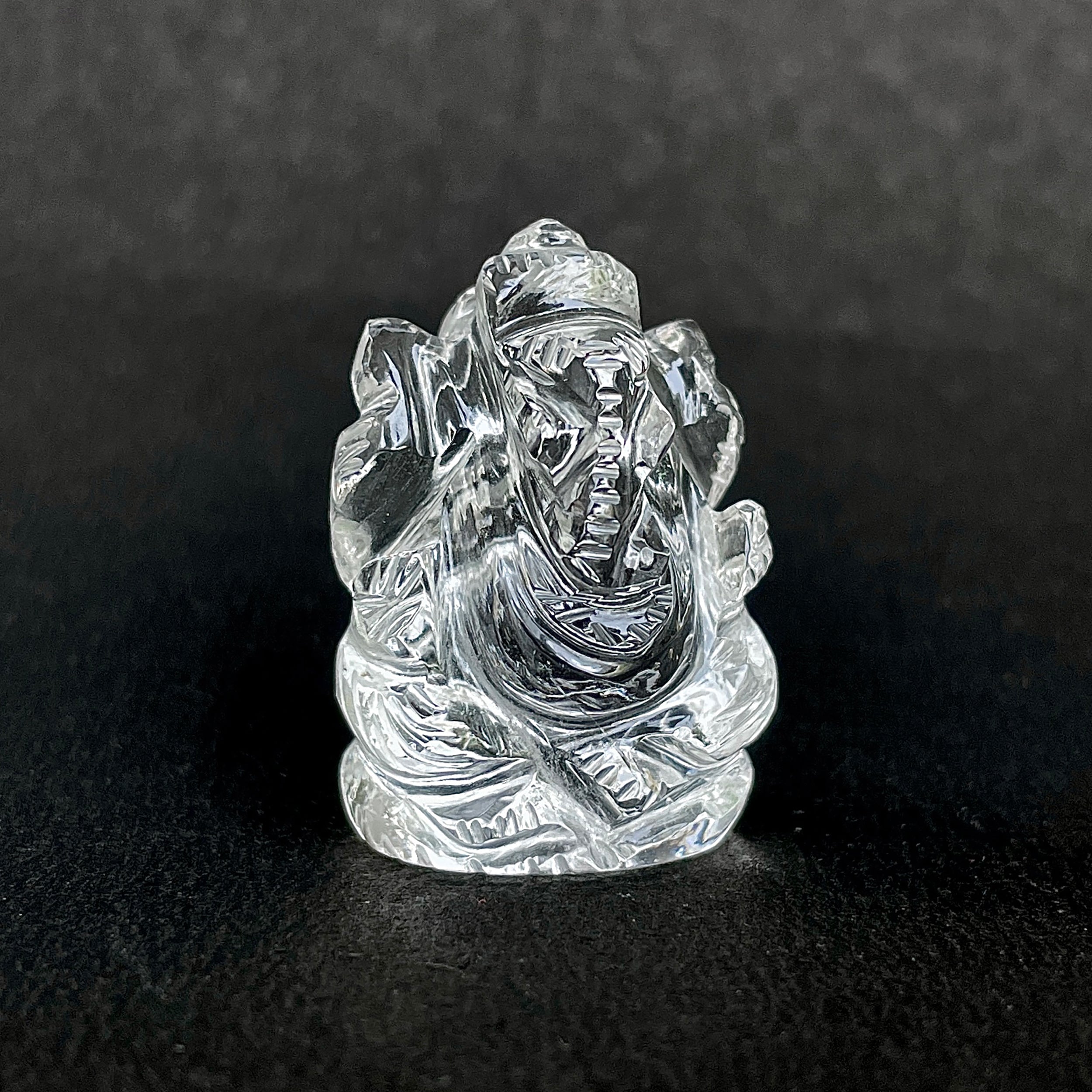 รูปเคารพพระพิฆเนศคริสตัลควอตซ์ 89.5 กะรัต สูง 3 ซม.(CST-MRT-84.)