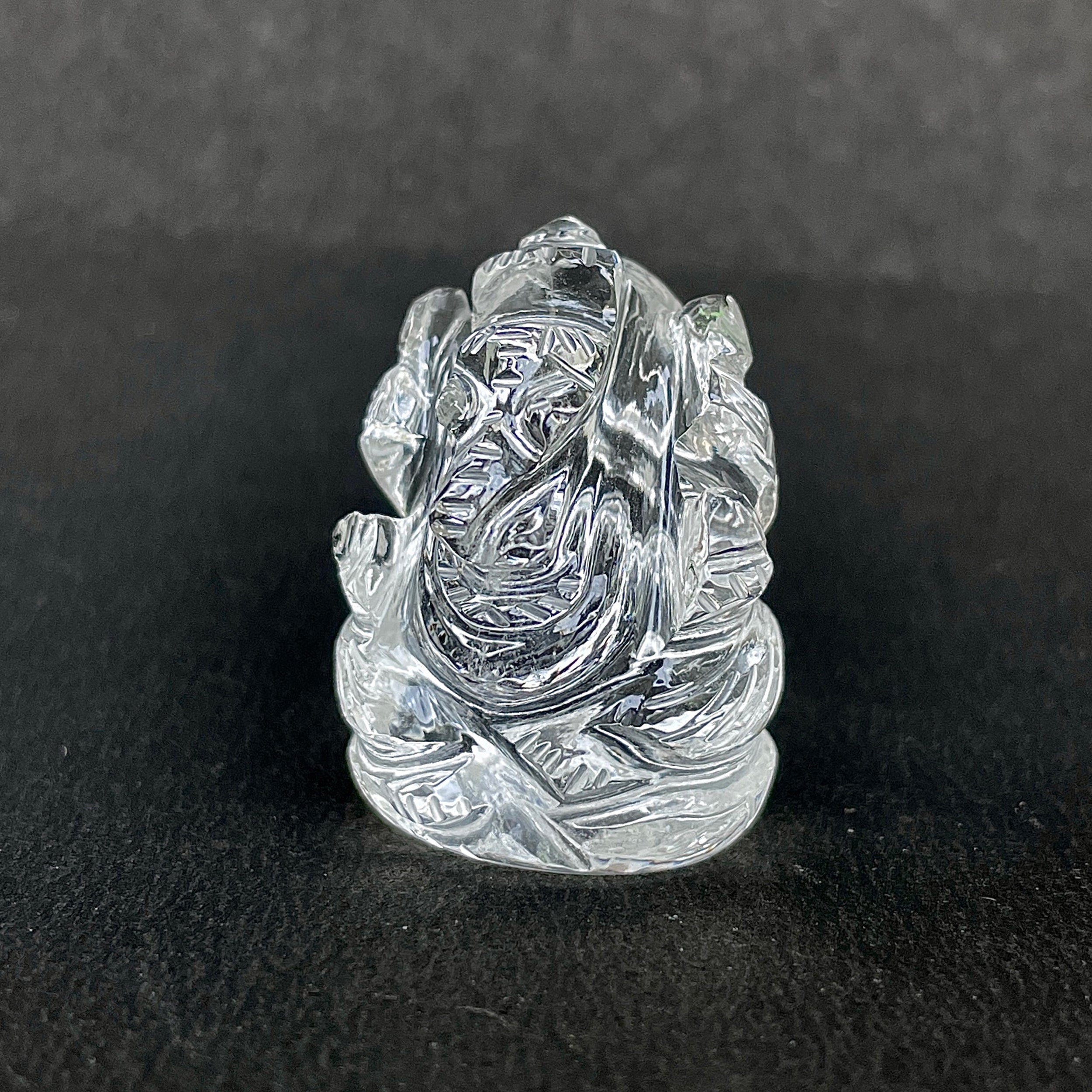 Crystal Quartz Ganesha Idol 100 Carat Idol Height-3 CM-(CST-MRT-87.)