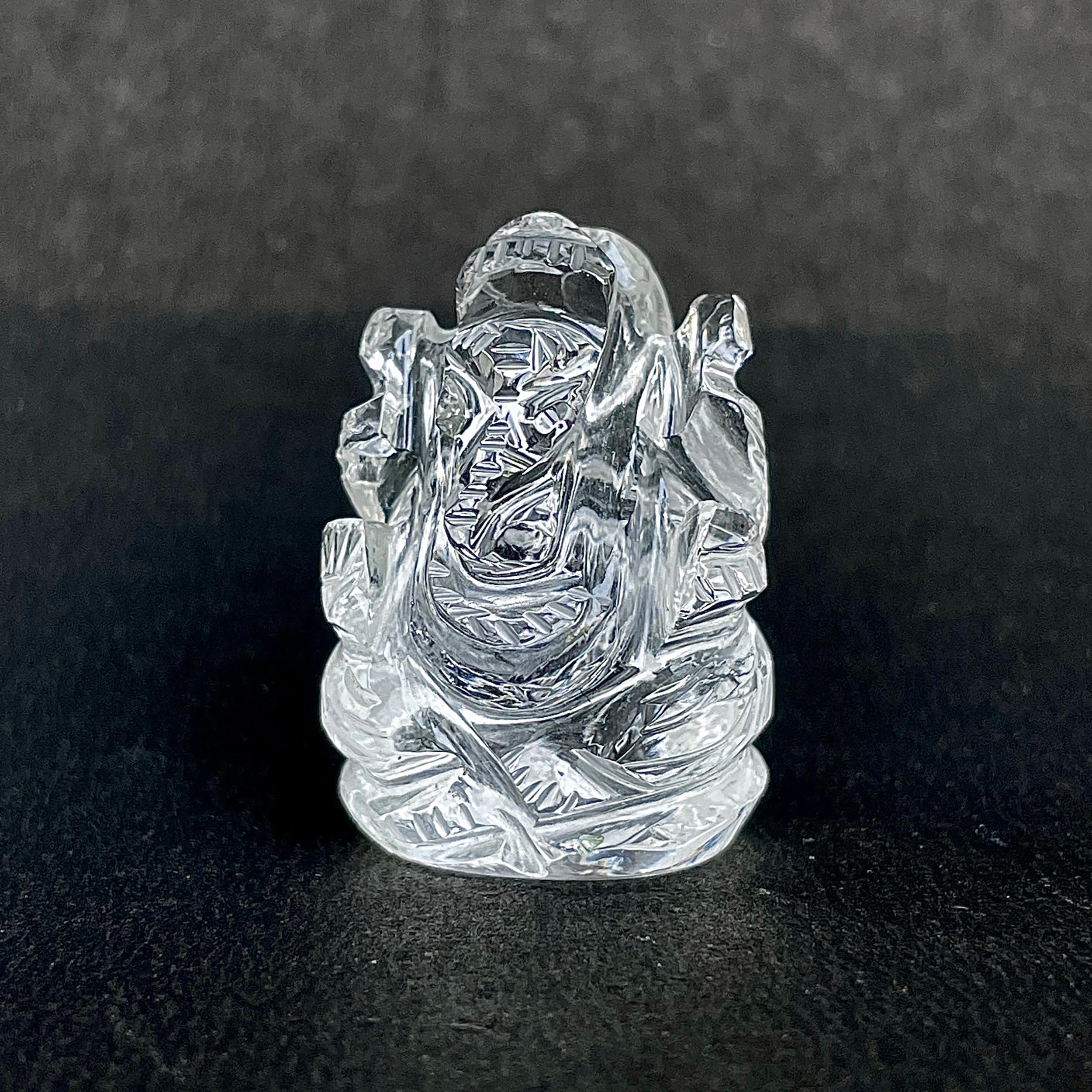 รูปเคารพพระพิฆเนศคริสตัลควอตซ์ 97.5 กะรัต สูง 3 ซม.(CST-MRT-88.)