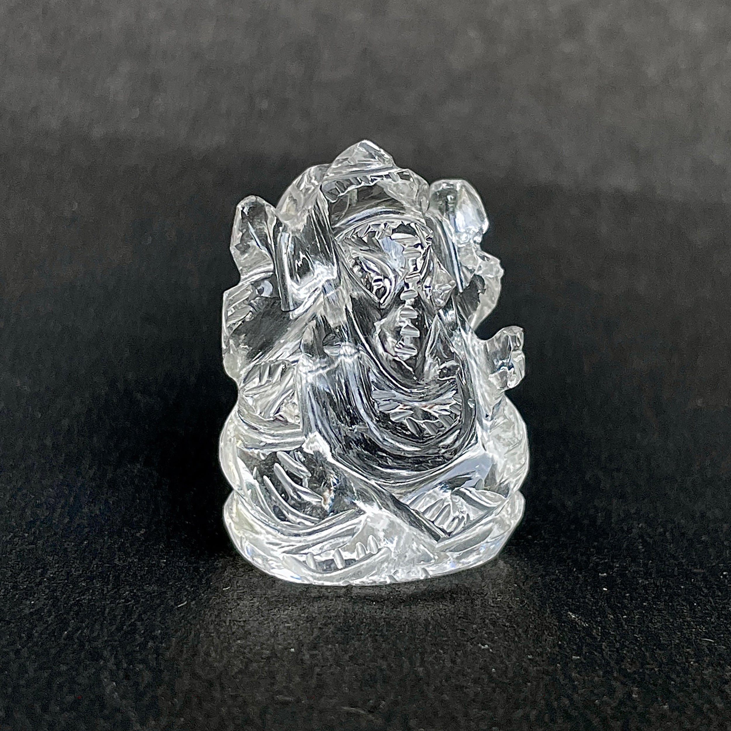 รูปเคารพพระพิฆเนศคริสตัลควอตซ์ 82 กะรัต สูง 3 ซม.(CST-MRT-90.)