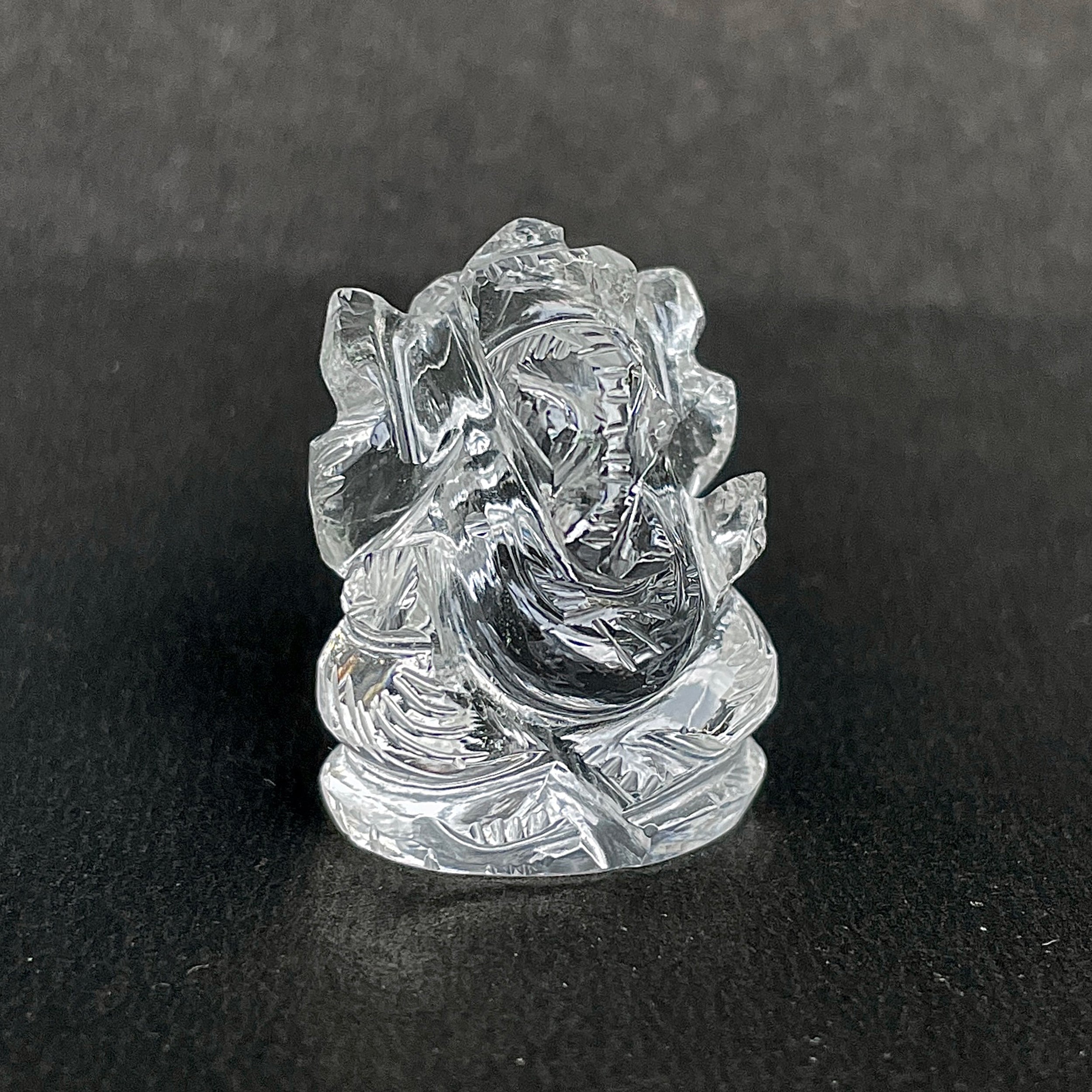 รูปเคารพพระพิฆเนศคริสตัลควอตซ์ 92 กะรัต สูง 3 ซม.(CST-MRT-93.)