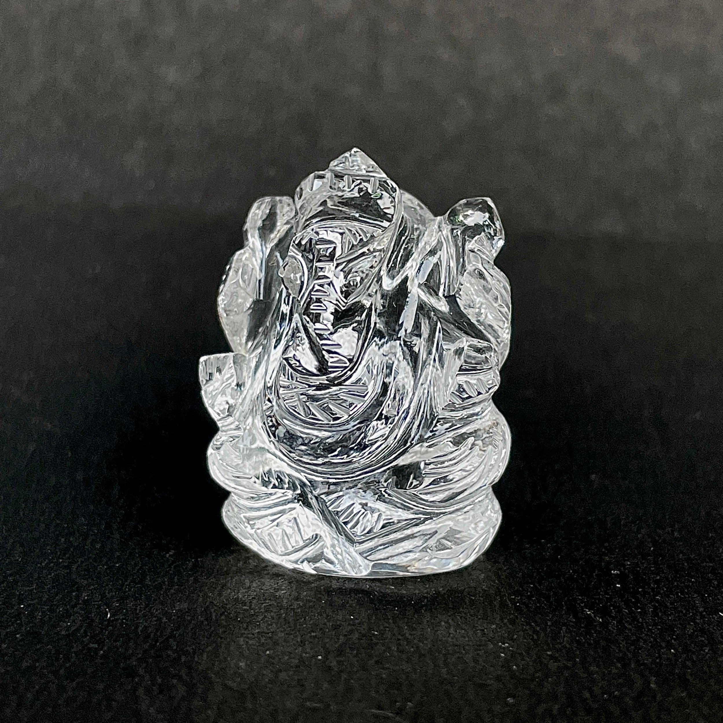 รูปเคารพพระพิฆเนศคริสตัลควอตซ์ 96.5 กะรัต สูง 3 ซม.(CST-MRT-98.)