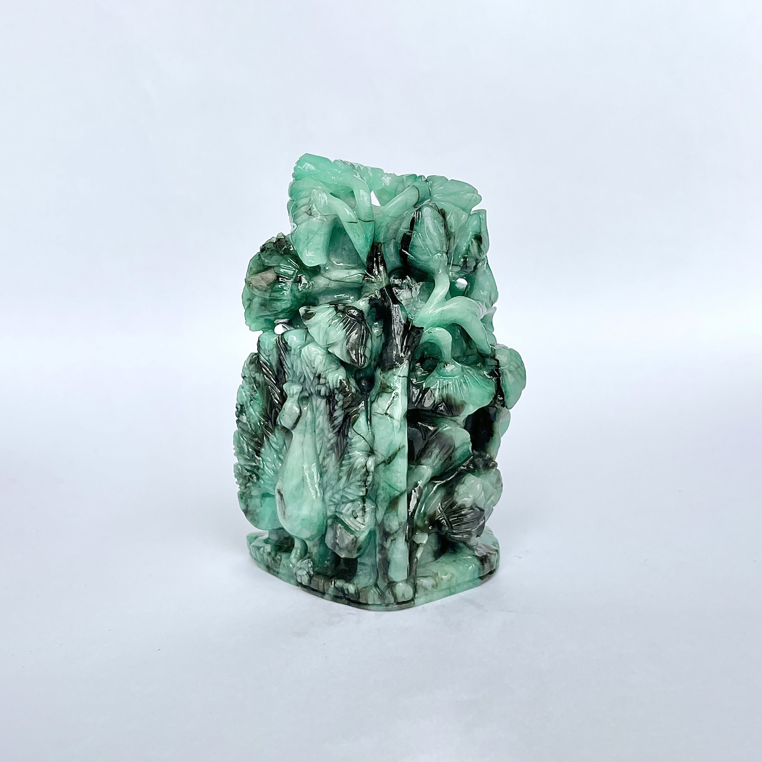 รูปเคารพพระกฤษณะมรกต 1245 กะรัต-(EMD-MRT-2.)