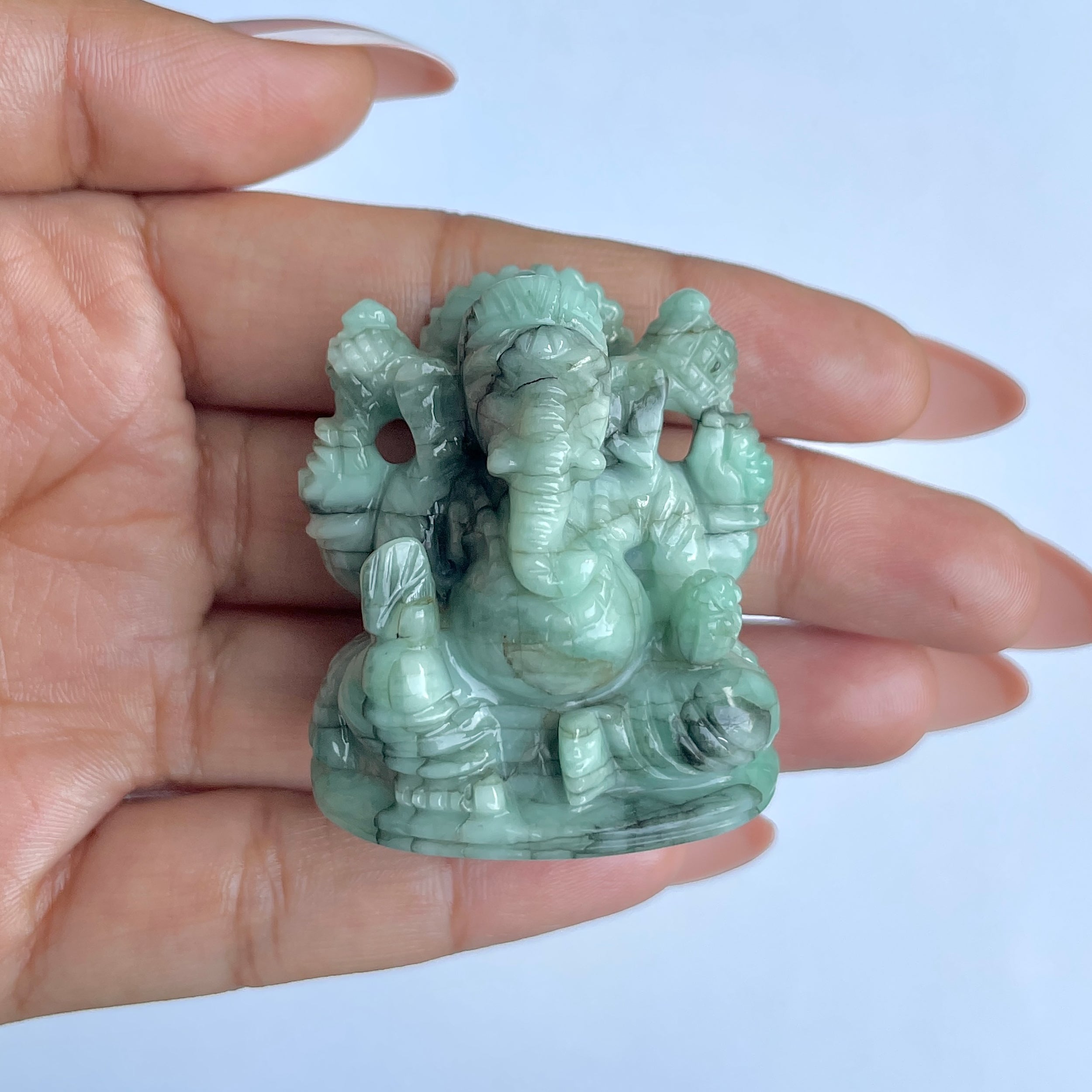 พระพิฆเนศทรงมรกต น้ำหนัก 300 กะรัต สูง 4.1 ซม.(EMD-MRT-8.)