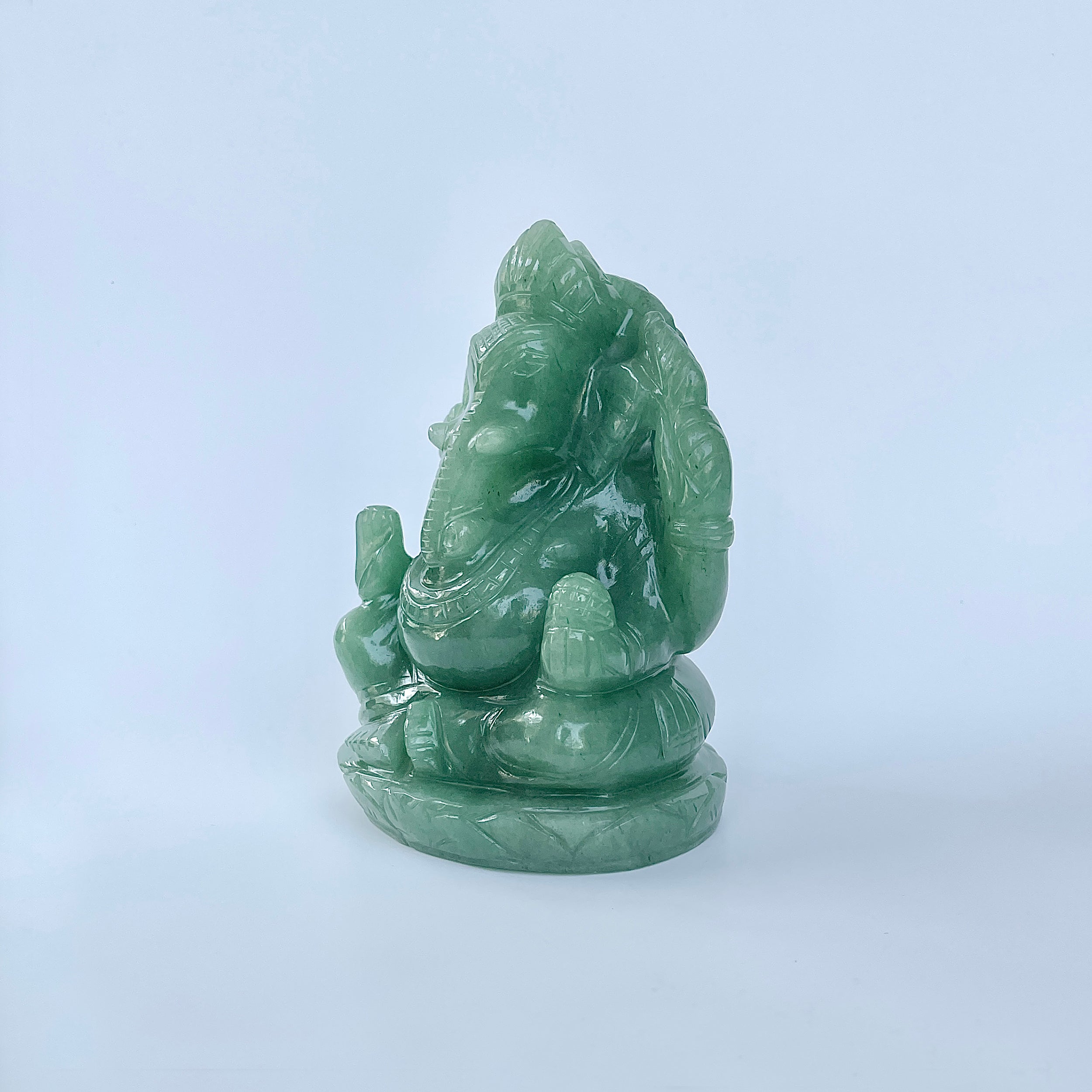 เทวรูปพระพิฆเนศเขียวอเวนเจอรีน 3615 กะรัต ส่วนสูง :-12.1 CM-(GAV-MRT-1.)