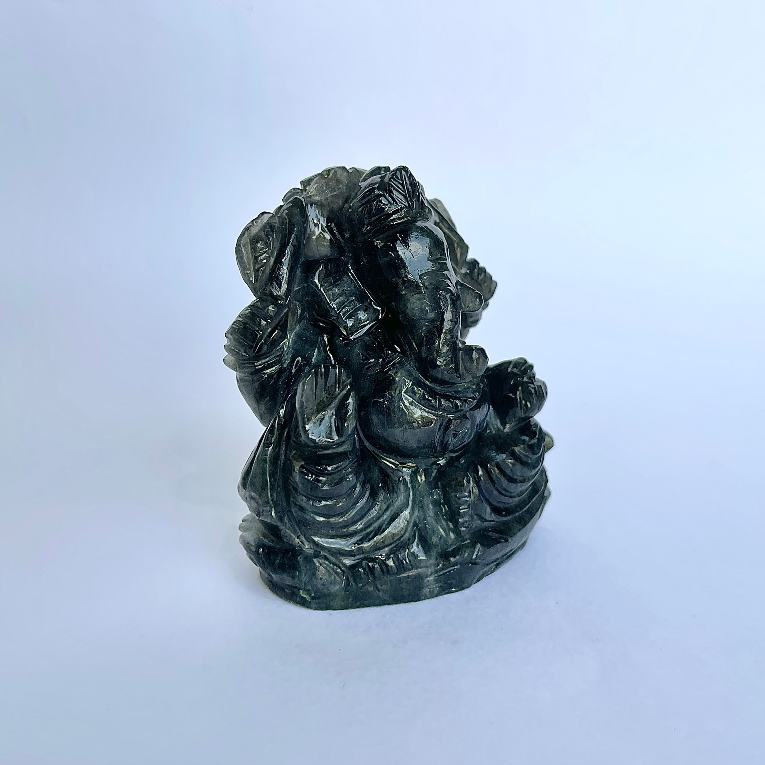 พระพิฆเนศลาบราโดไรต์ รูปเคารพ 650 กะรัต สูง 6 ซม.(LBD-MRT-1.)