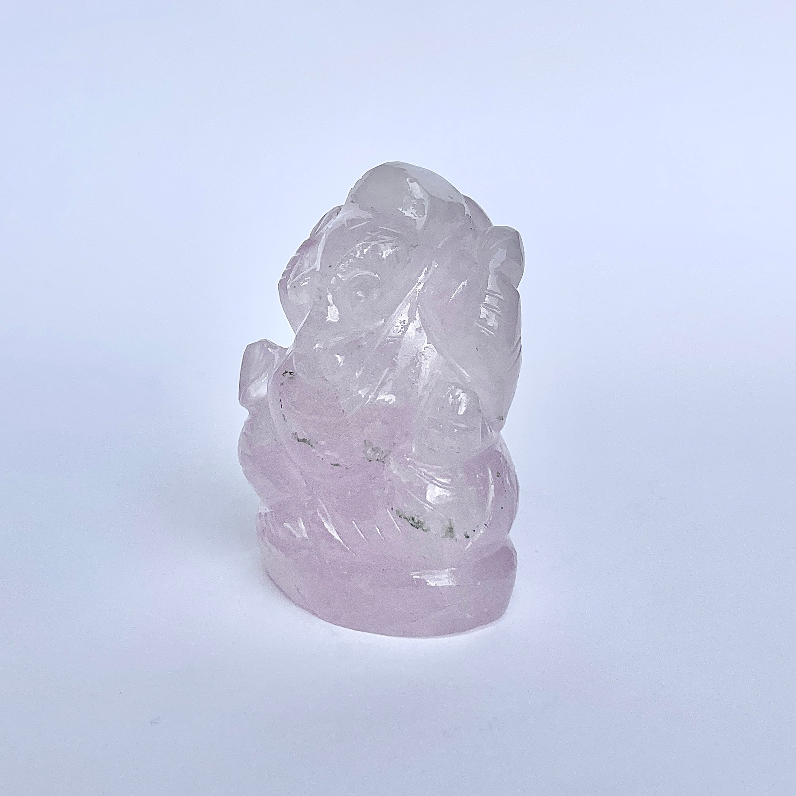 รูปเคารพพระพิฆเนศหินโรสควอตซ์ น้ำหนัก 445 กะรัต สูง 5.5 ซม.(RSQ-MRT-2.)