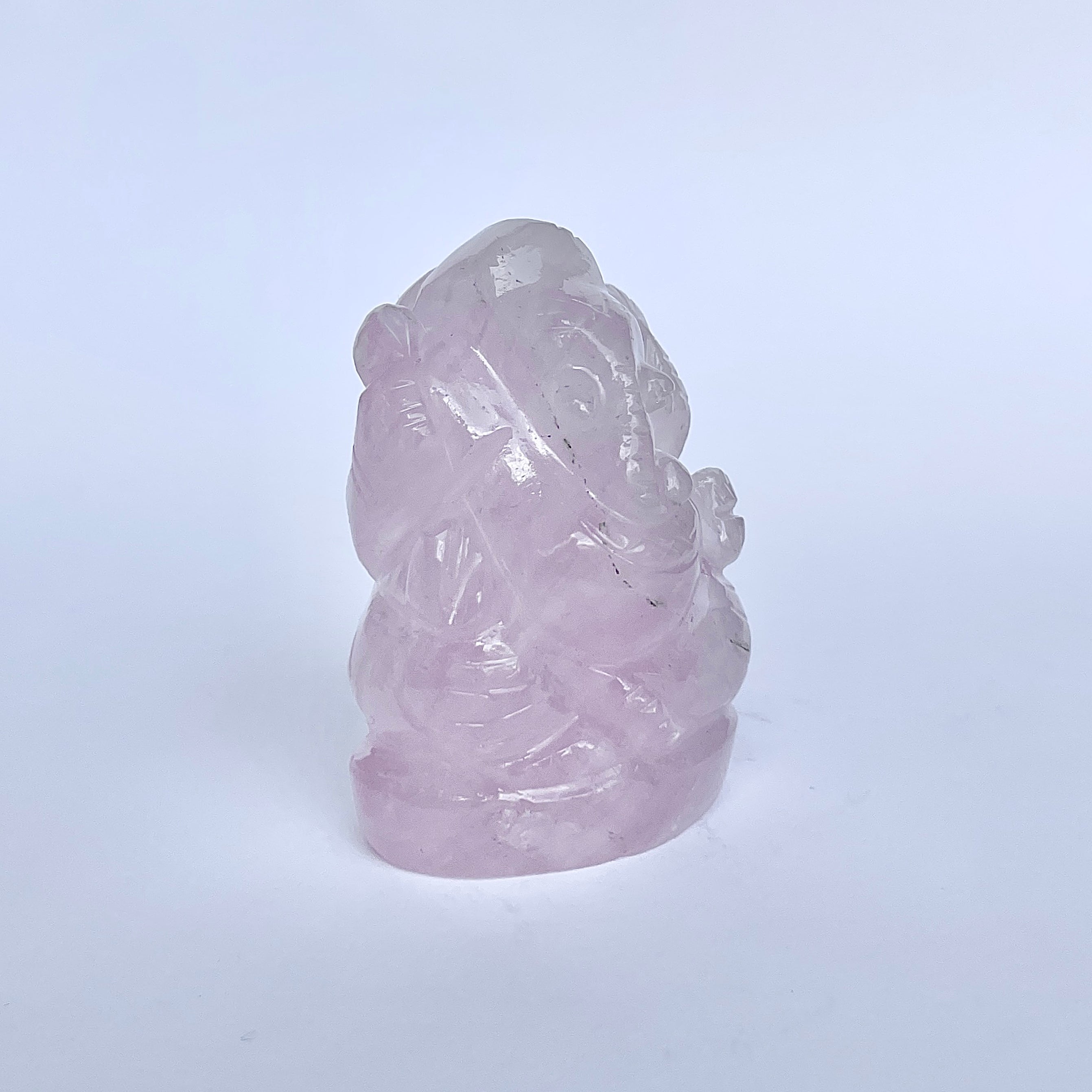 รูปเคารพพระพิฆเนศหินโรสควอตซ์ น้ำหนัก 445 กะรัต สูง 5.5 ซม.(RSQ-MRT-2.)