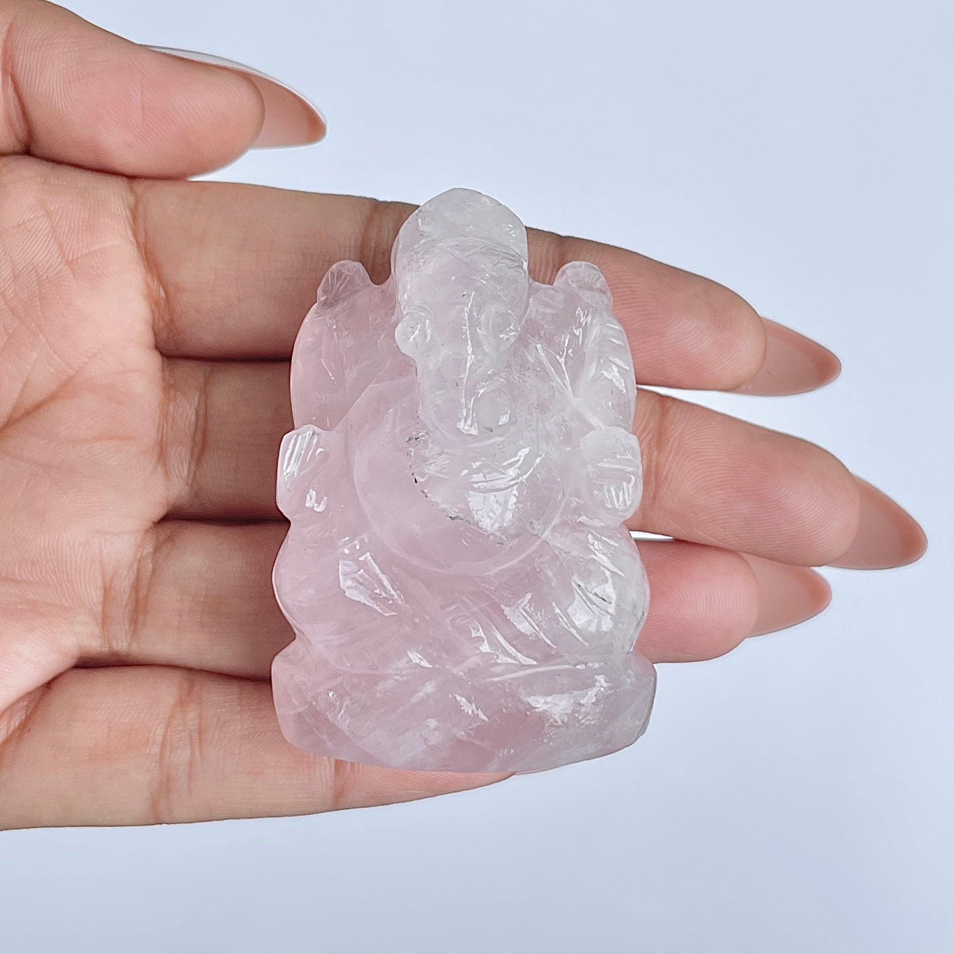รูปเคารพพระพิฆเนศหินโรสควอตซ์ น้ำหนัก 445 กะรัต สูง 5.5 ซม.(RSQ-MRT-2.)