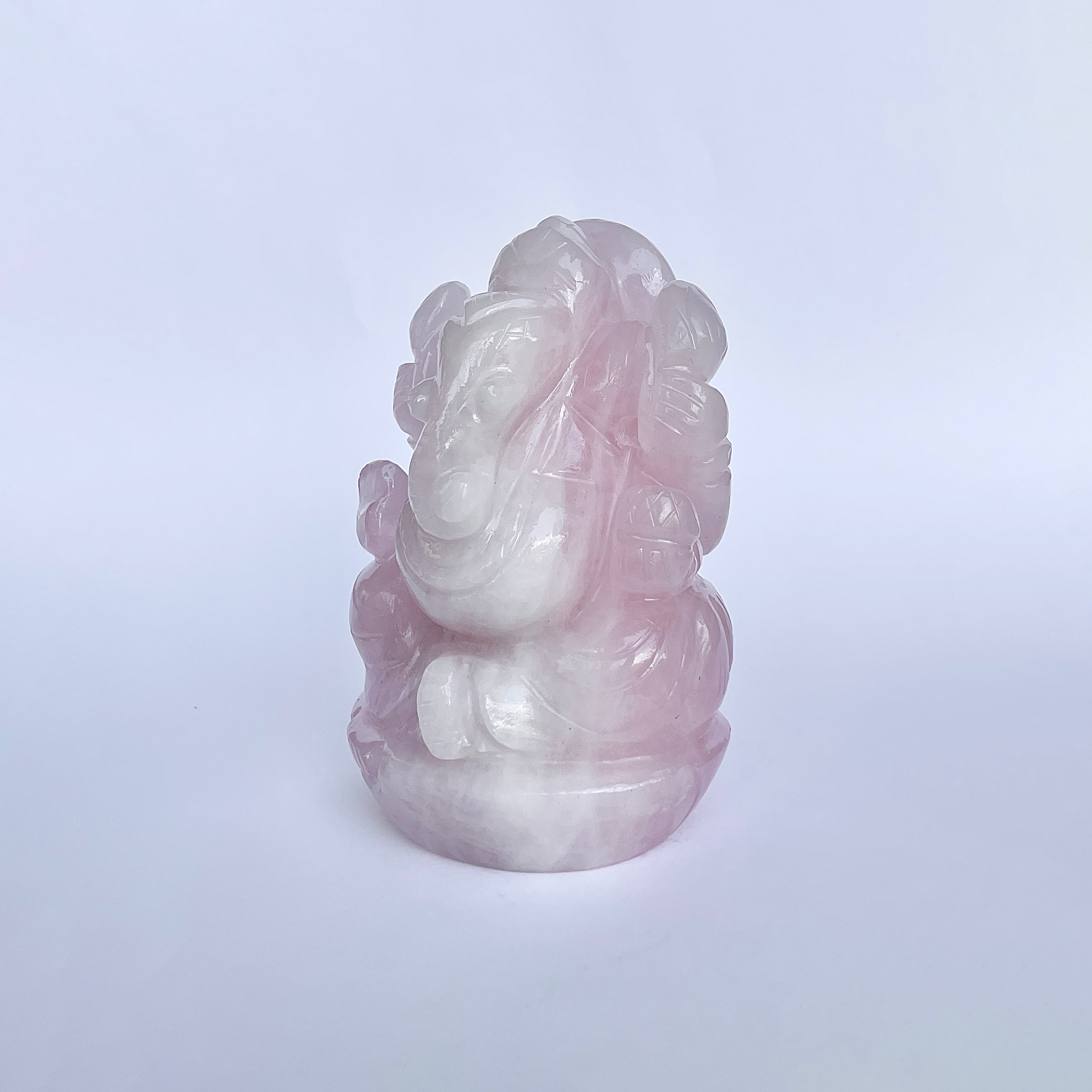 รูปเคารพพระพิฆเนศหินโรสควอตซ์ น้ำหนัก 2820 กะรัต สูง 10.5 ซม.(RSQ-MRT-8.)