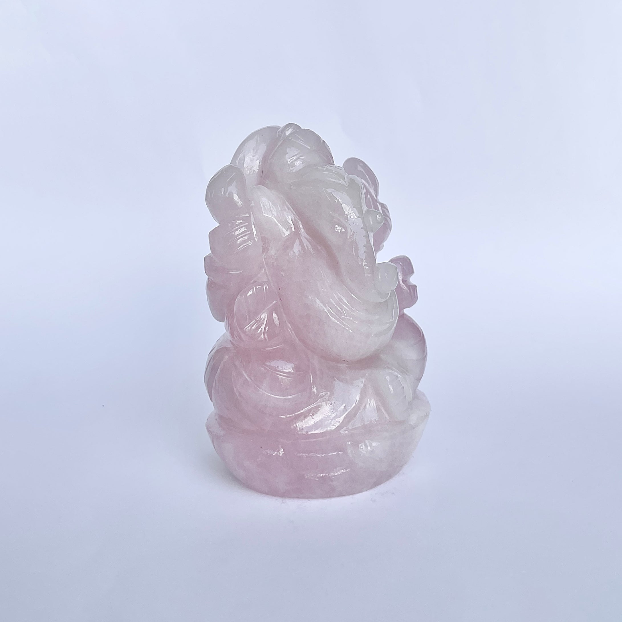 รูปเคารพพระพิฆเนศหินโรสควอตซ์ น้ำหนัก 2820 กะรัต สูง 10.5 ซม.(RSQ-MRT-8.)