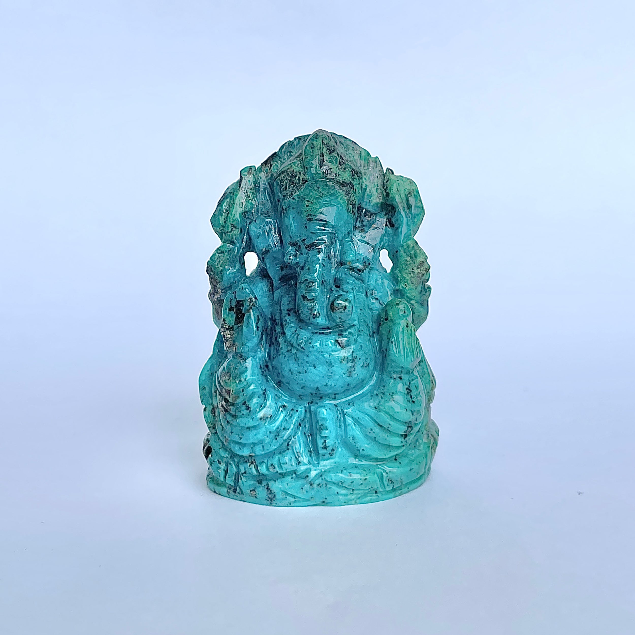 พระพิฆเนศองค์ใหญ่ สีฟ้าเทอร์ควอยซ์ น้ำหนัก 475 กะรัต สูง 5.5 ซม.(TRQ-MRT-10.)