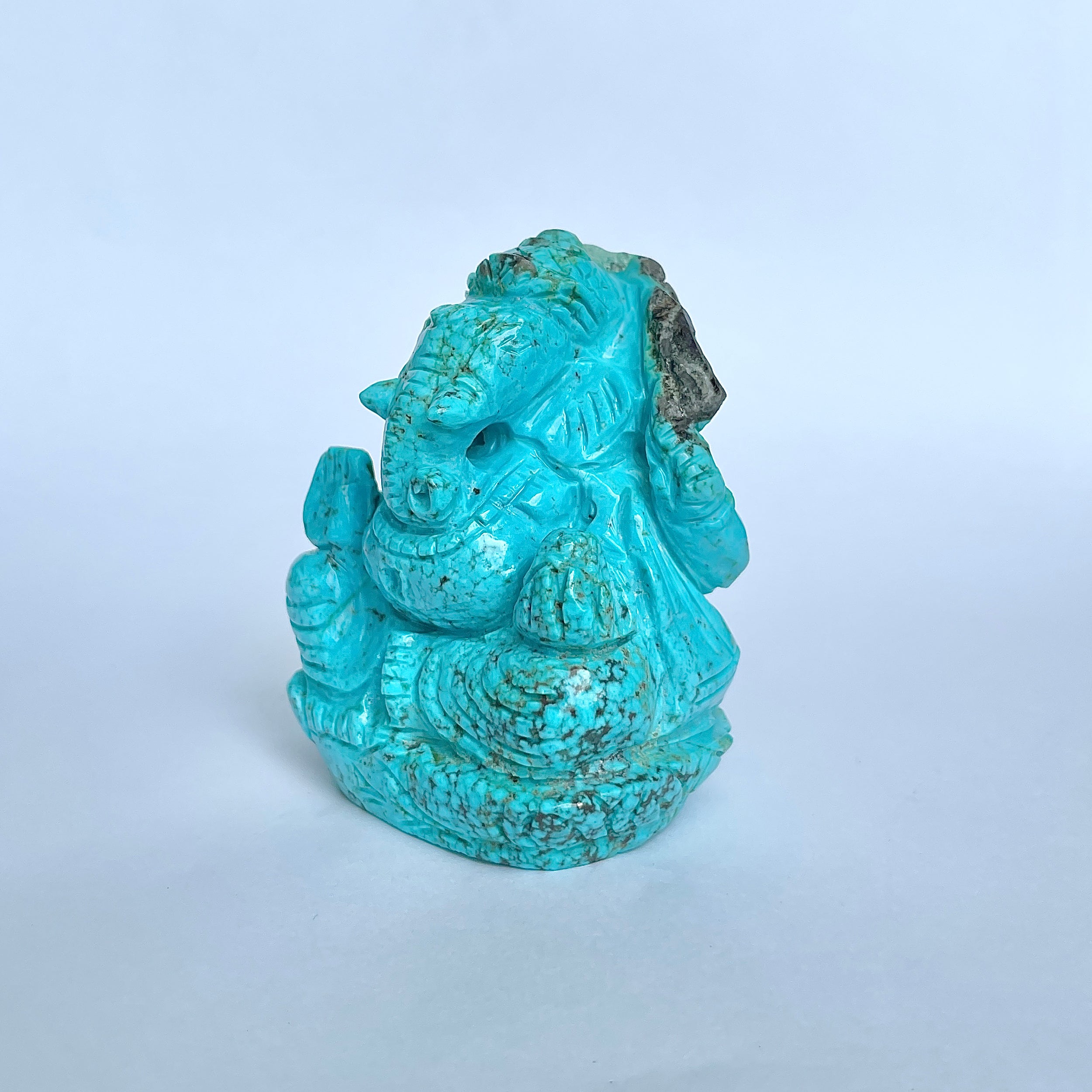 พระพิฆเนศทรงเครื่องสีฟ้าเทอร์ควอยซ์ 945 กะรัต สูง-7 CM-(TRQ-MRT-2.)