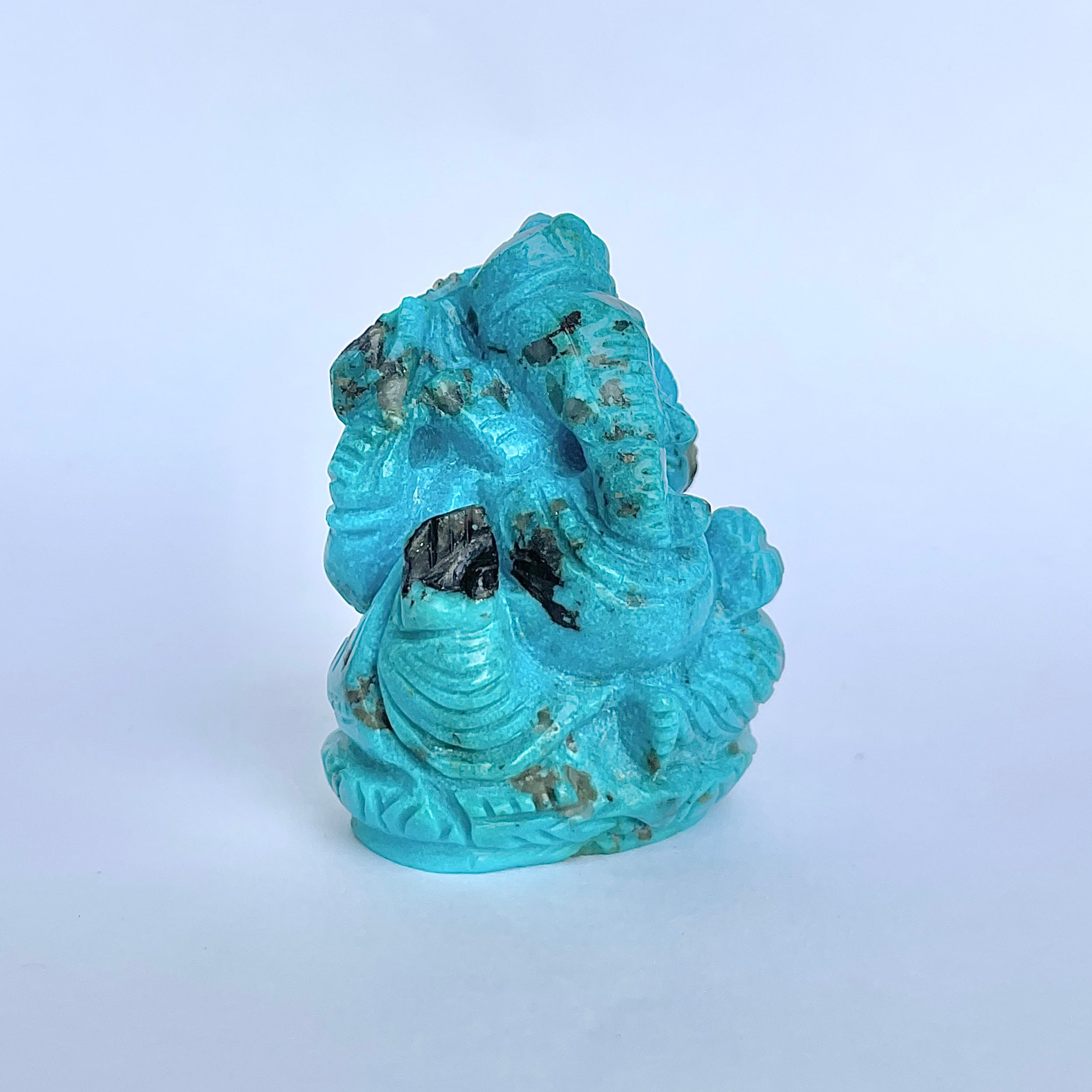 พระพิฆเนศองค์ใหญ่ สีฟ้า เทอร์ควอยซ์ น้ำหนัก 520 กะรัต สูง 6.1 ซม.(TRQ-MRT-8.)